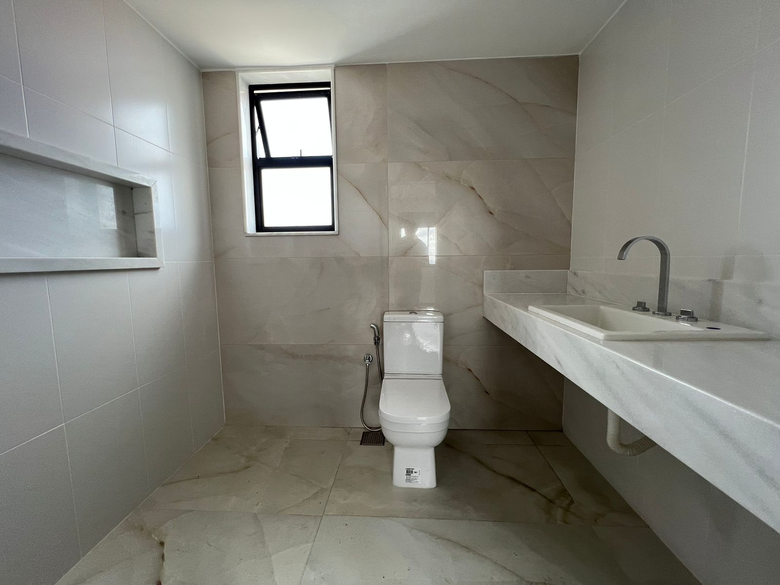 Apartamento à venda com 4 quartos, 132m² - Foto 17