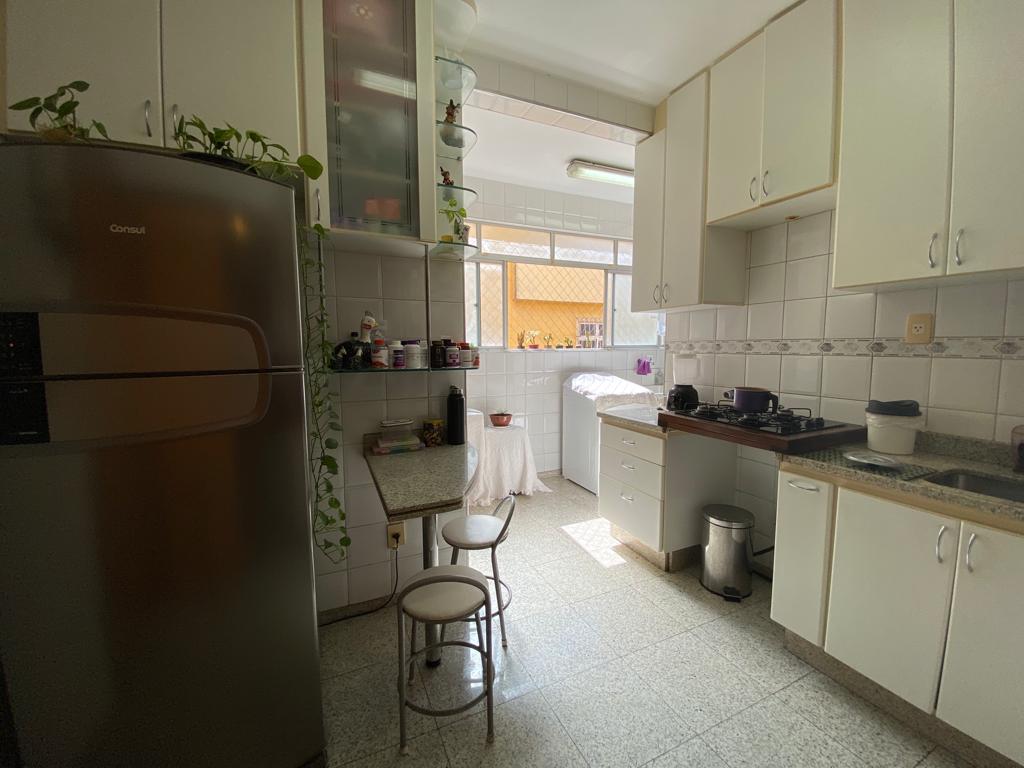 Apartamento à venda com 3 quartos, 171m² - Foto 13