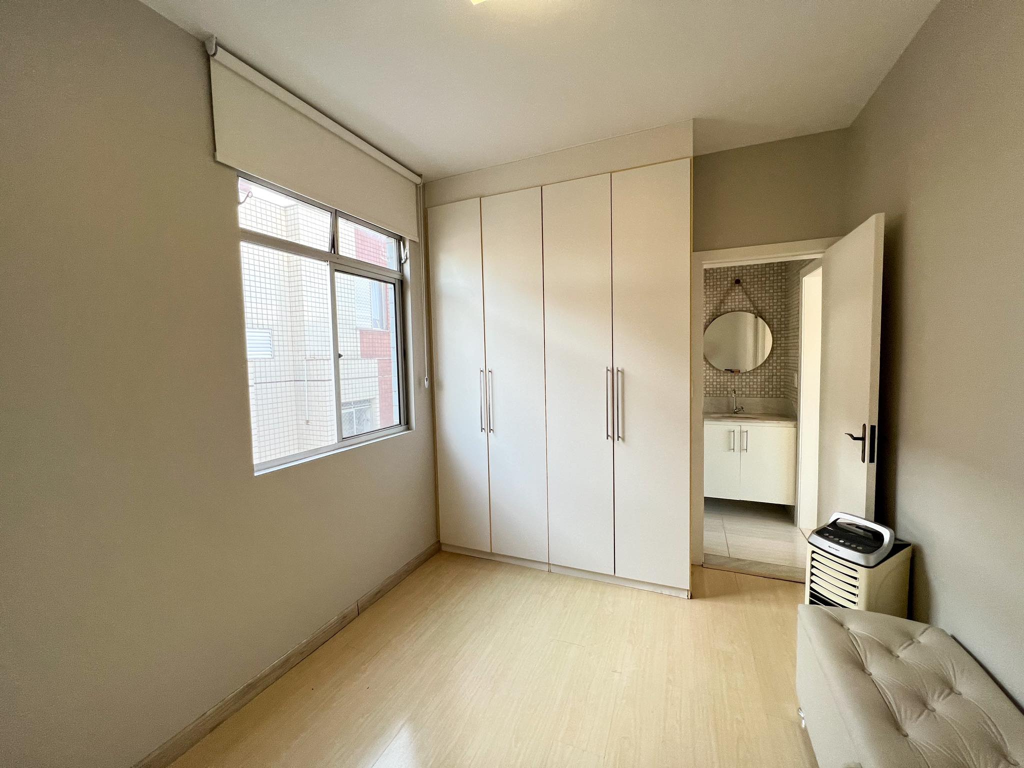 Apartamento à venda com 4 quartos, 195m² - Foto 11