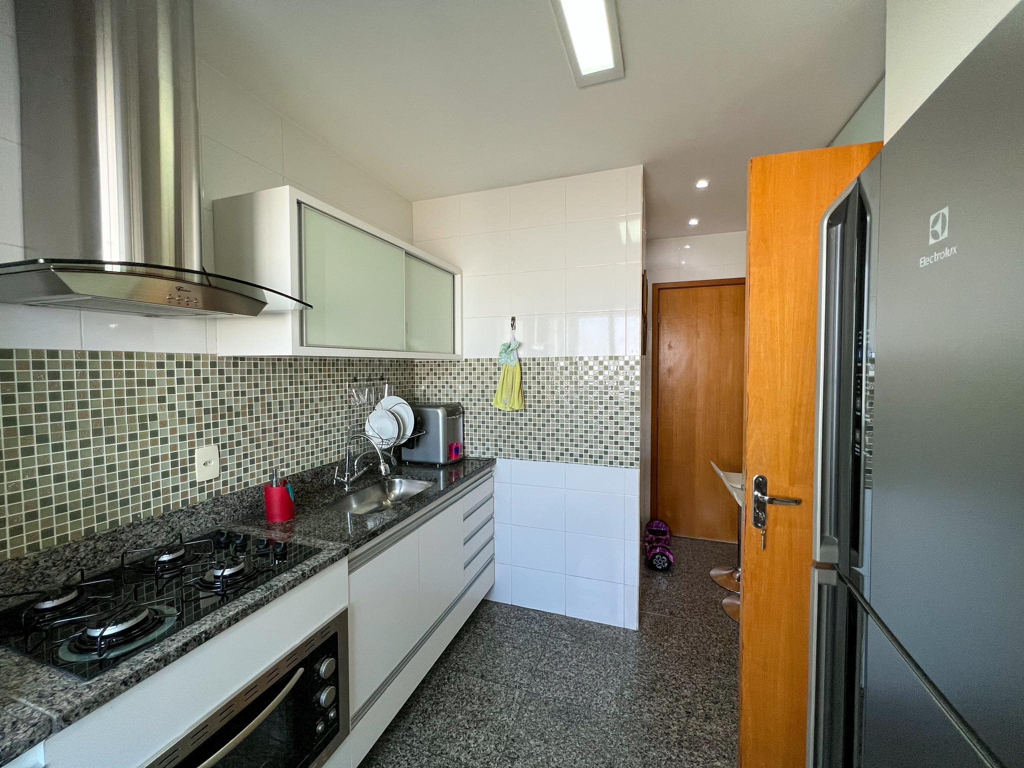 Apartamento à venda com 3 quartos, 90m² - Foto 14