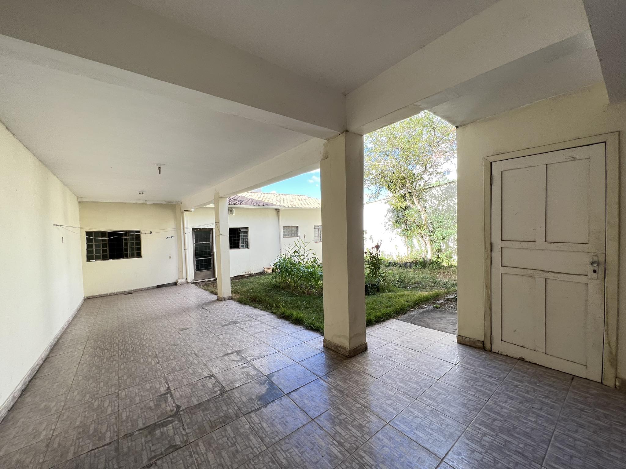 Casa à venda com 4 quartos, 300m² - Foto 16