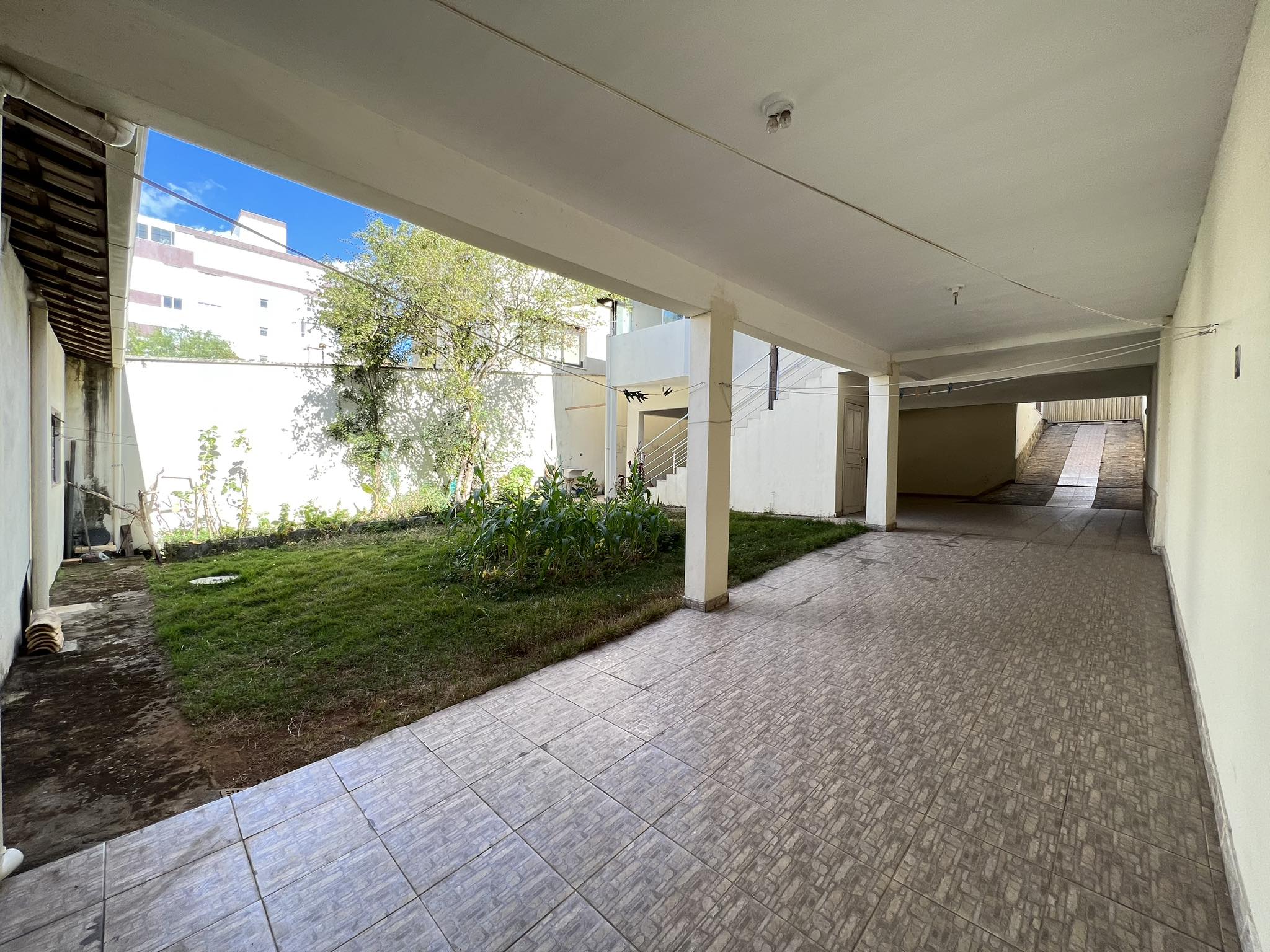 Casa à venda com 4 quartos, 300m² - Foto 20