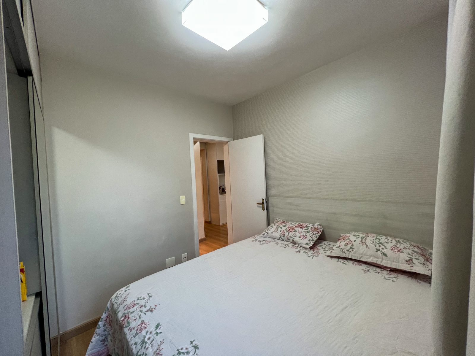 Apartamento à venda com 2 quartos, 67m² - Foto 8