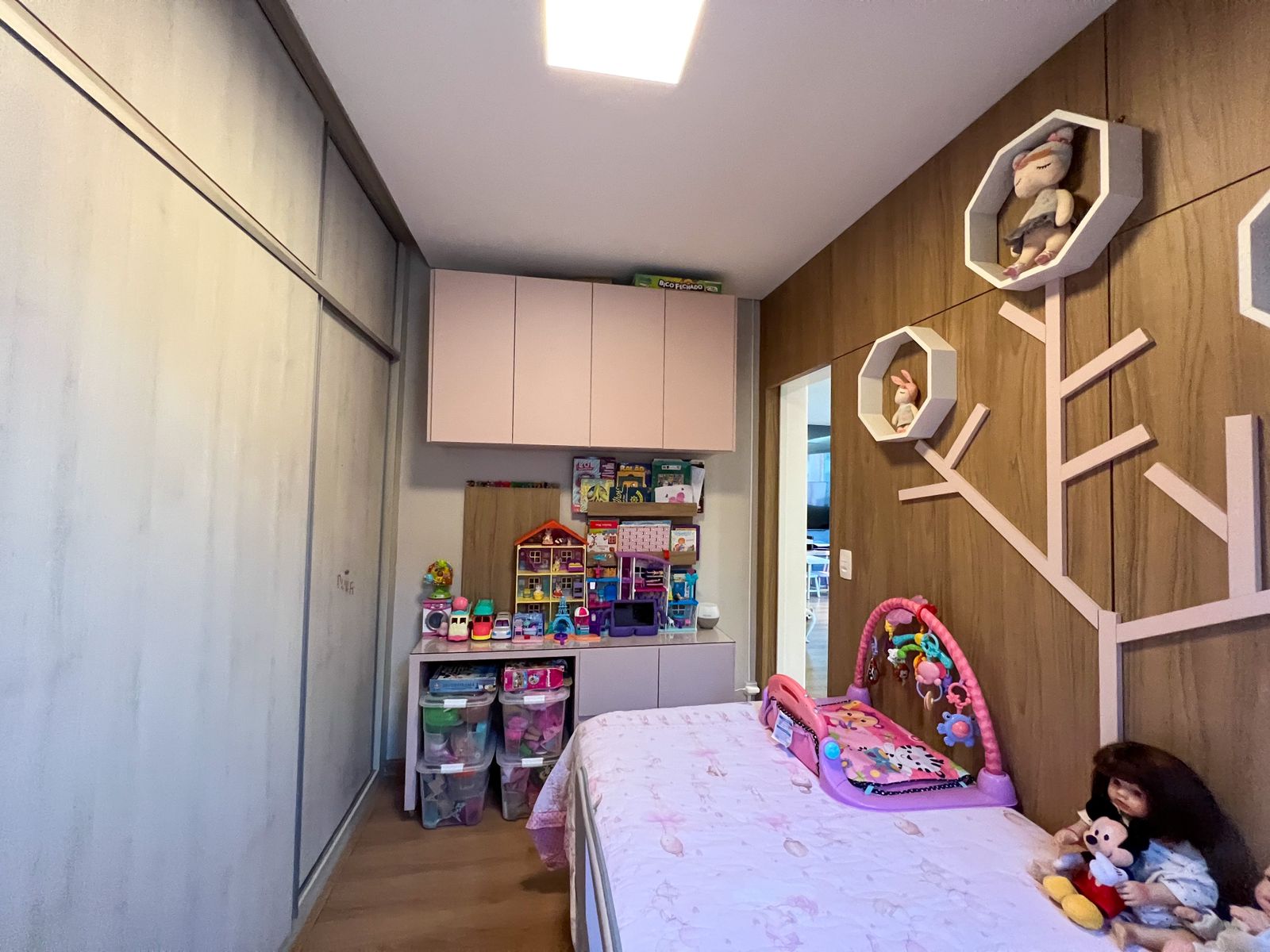 Apartamento à venda com 2 quartos, 67m² - Foto 10