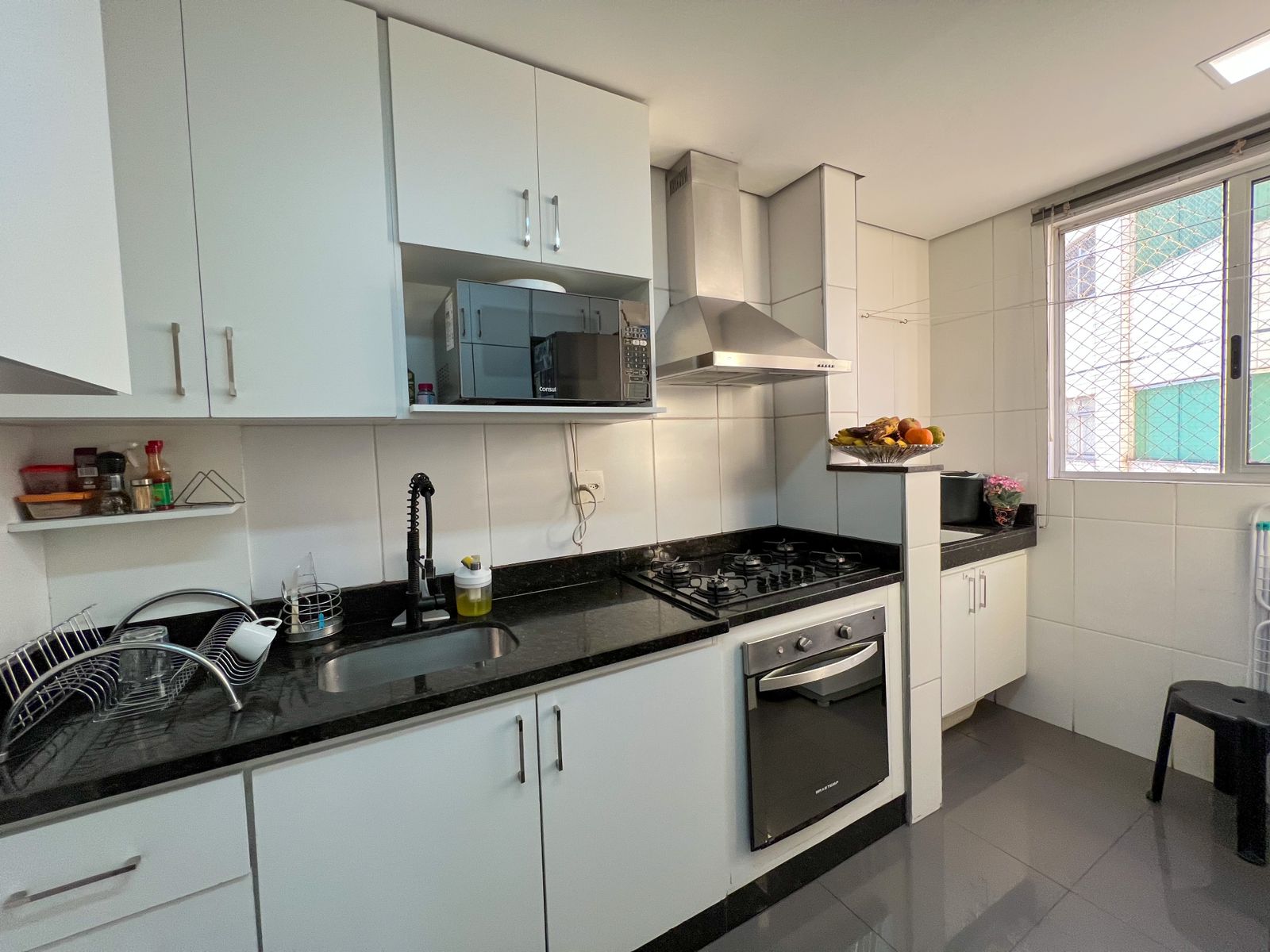 Apartamento à venda com 2 quartos, 67m² - Foto 17