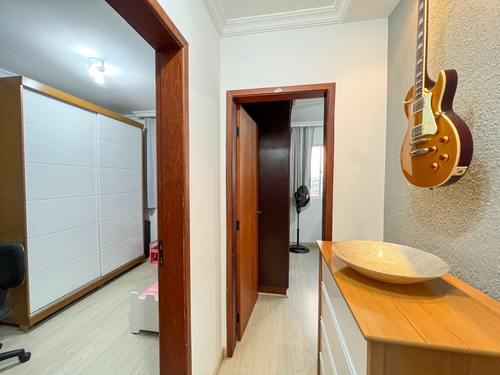 Apartamento à venda com 3 quartos, 84m² - Foto 7