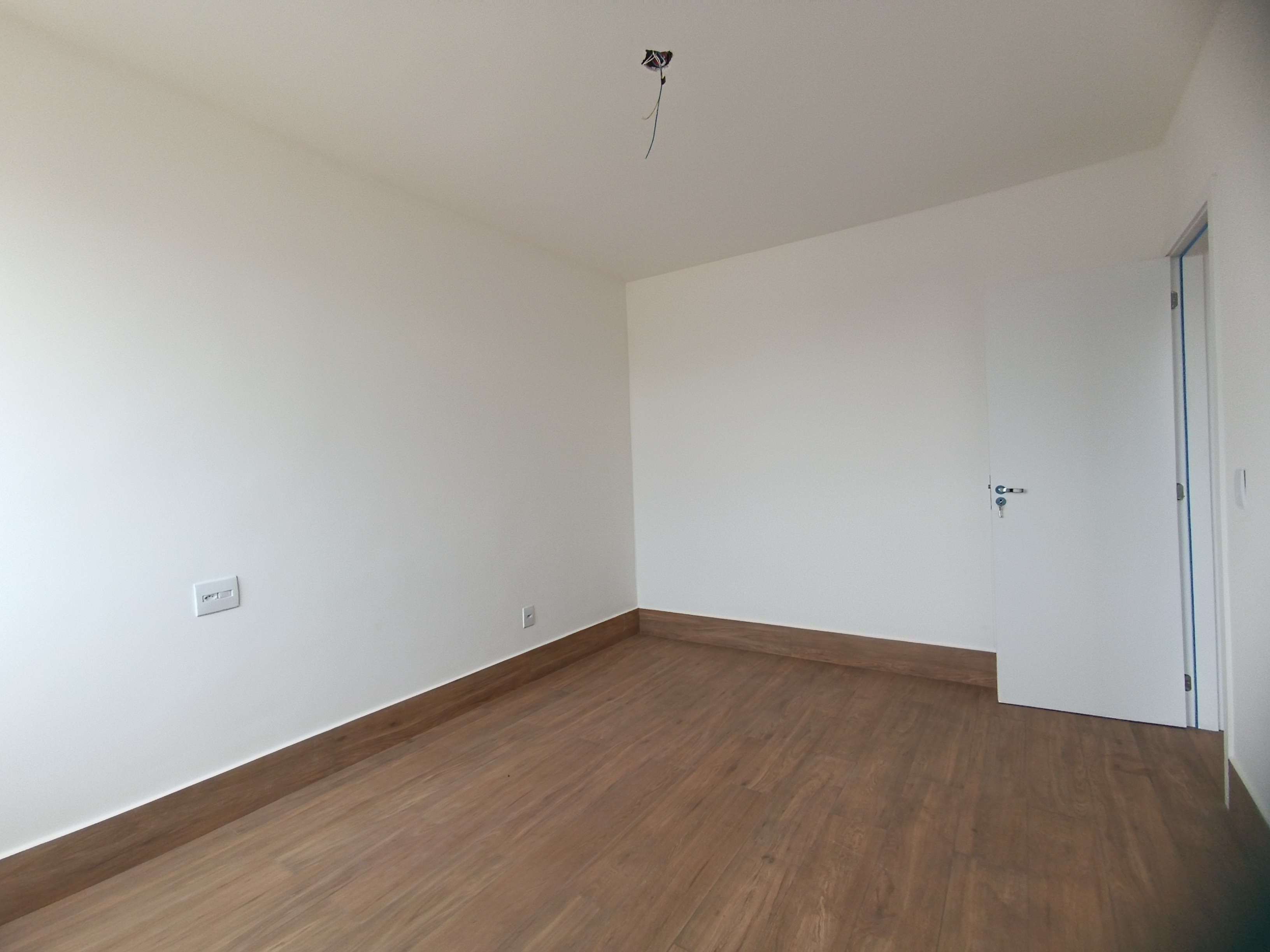 Casa à venda com 3 quartos, 200m² - Foto 17