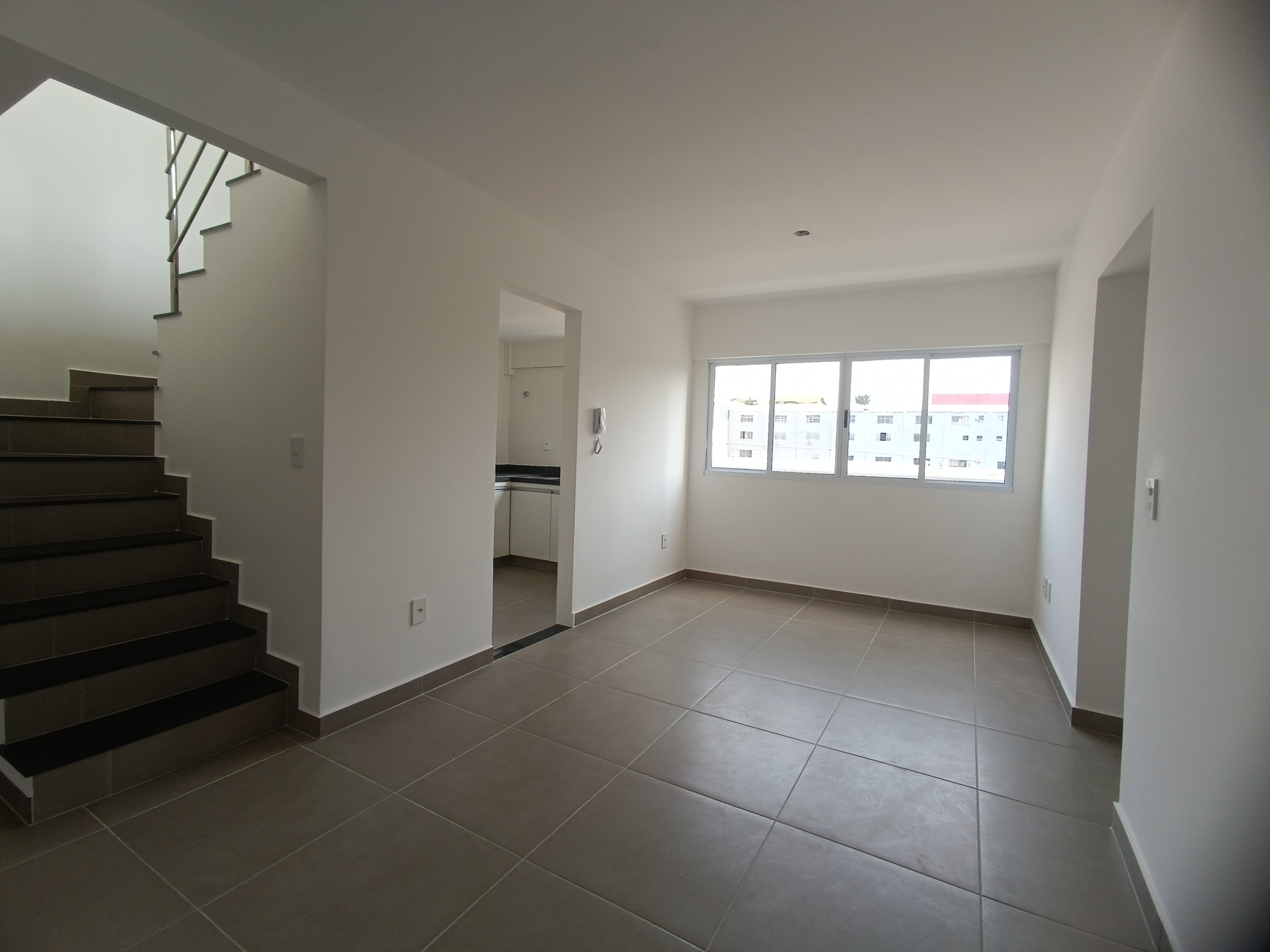 Apartamento à venda com 3 quartos, 141m² - Foto 1