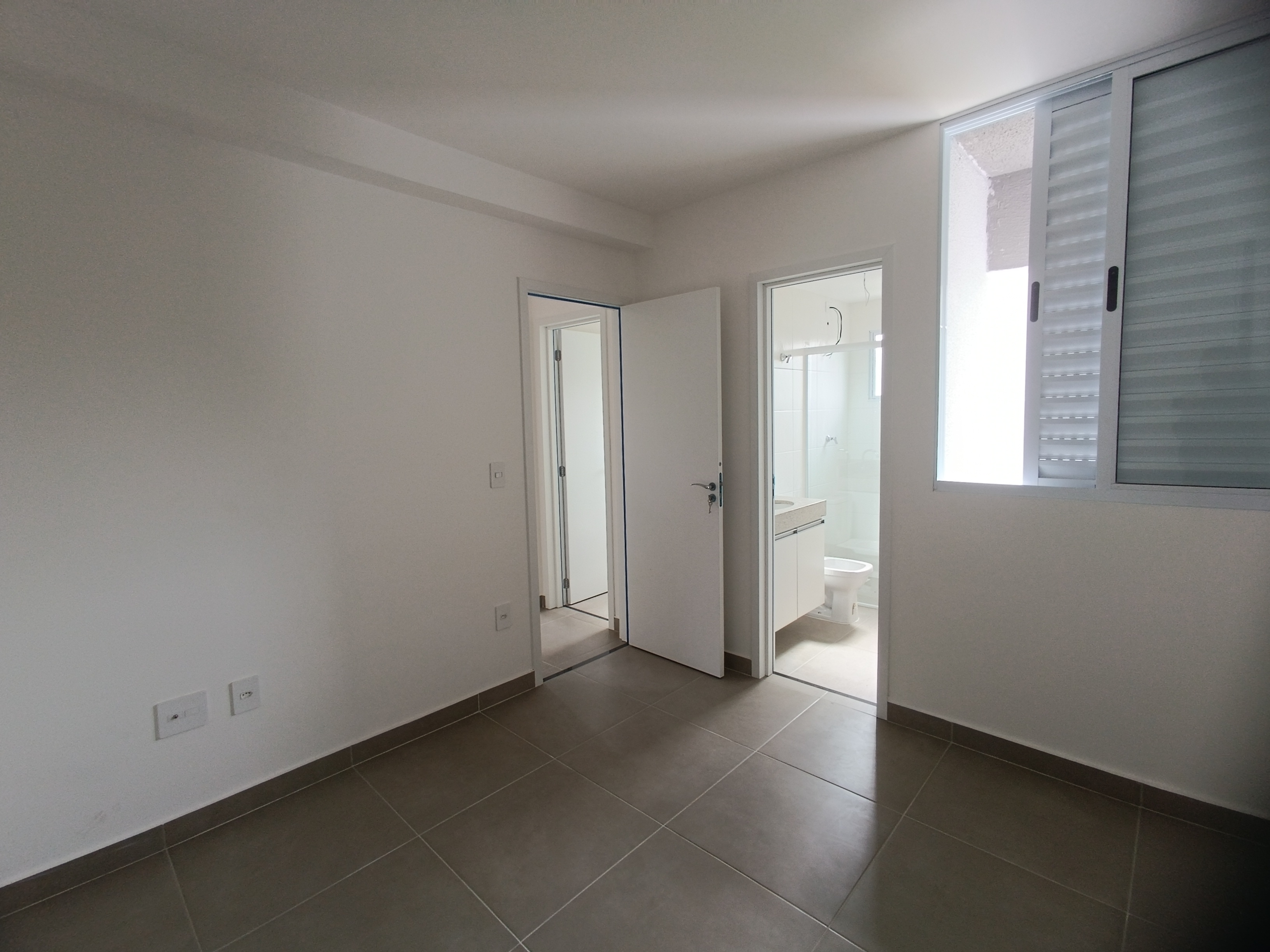 Apartamento à venda com 3 quartos, 141m² - Foto 12