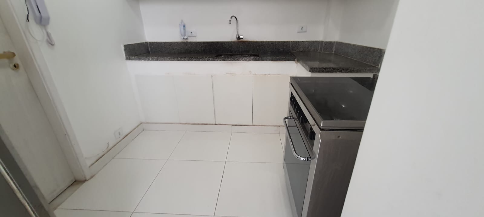 DANIEL DIAS CORRETOR CRECI/RJ Nº 69.332 - VENDO - APARTAMENTO - RUA BULHÕES DE CARVALHO Nº 527 - COPACABANA/RJ.