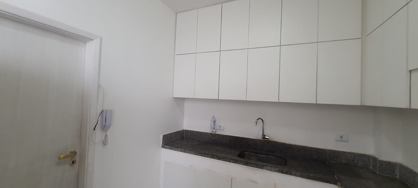 DANIEL DIAS CORRETOR CRECI/RJ Nº 69.332 - VENDO - APARTAMENTO - RUA BULHÕES DE CARVALHO Nº 527 - COPACABANA/RJ.