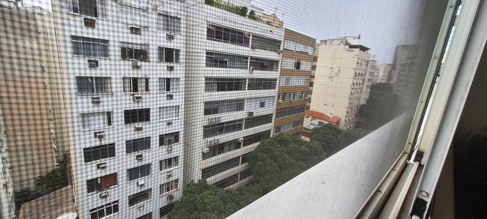 DANIEL DIAS CORRETOR CRECI/RJ Nº 69.332 - VENDO - APARTAMENTO - RUA BULHÕES DE CARVALHO Nº 527 - COPACABANA/RJ.