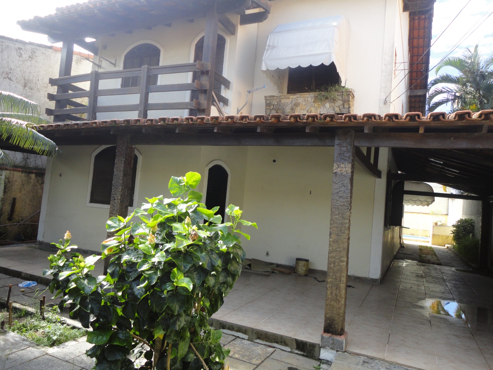 DANIEL DIAS CORRETOR CRECI/RJ Nº 69.332 - VENDE OU ALUGA - CASA DUPLEX - RUA TROVADOR JOSÉ NEAGLE - MARAZUL - PIRATININGA - NITERÓI/RJ.