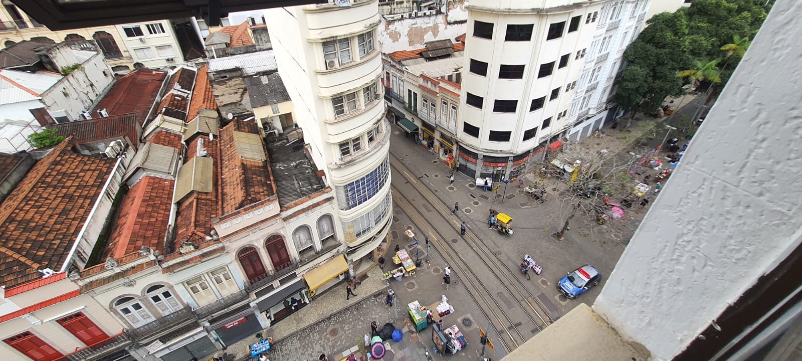 VENDO - SALA COMERCIAL - COM EXCLUSIVIDADE - RUA URUGUAIANA Nº 13 - CENTRO/RJ.