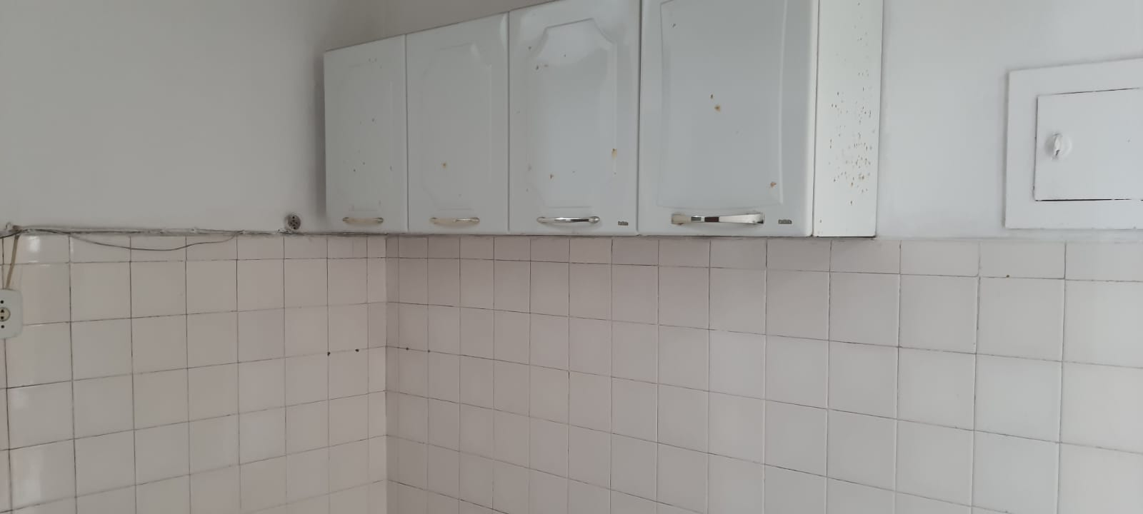 VENDE - APARTAMENTO - RUA UBALDINO DO AMARAL Nº 80 - CENTRO/RJ. 