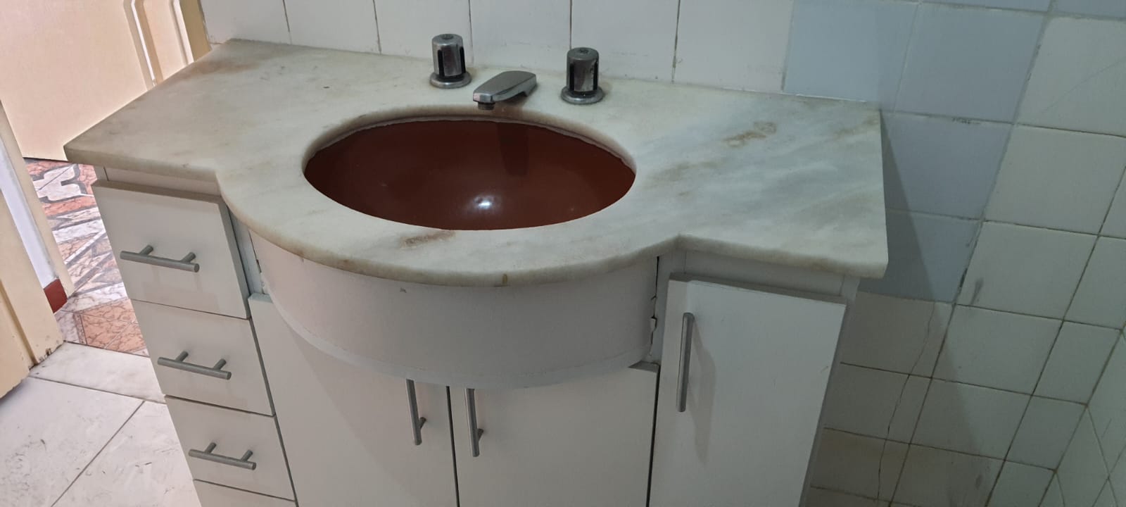 VENDE - APARTAMENTO - RUA UBALDINO DO AMARAL Nº 80 - CENTRO/RJ. 