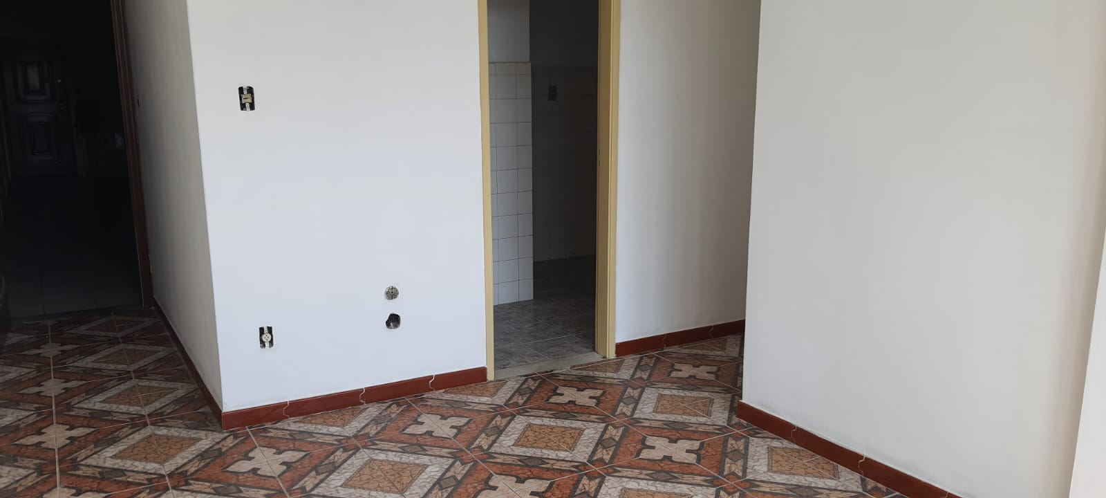 VENDE - APARTAMENTO - RUA UBALDINO DO AMARAL Nº 80 - CENTRO/RJ. 