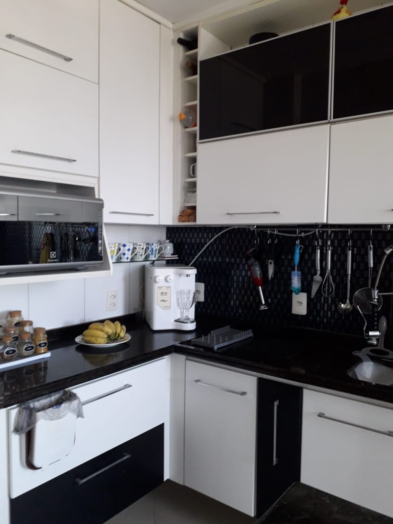 VENDO - COBERTURA DUPLEX - RUA MARQUES LEÃO Nº 32 - ENGENHO NOVO/RJ.