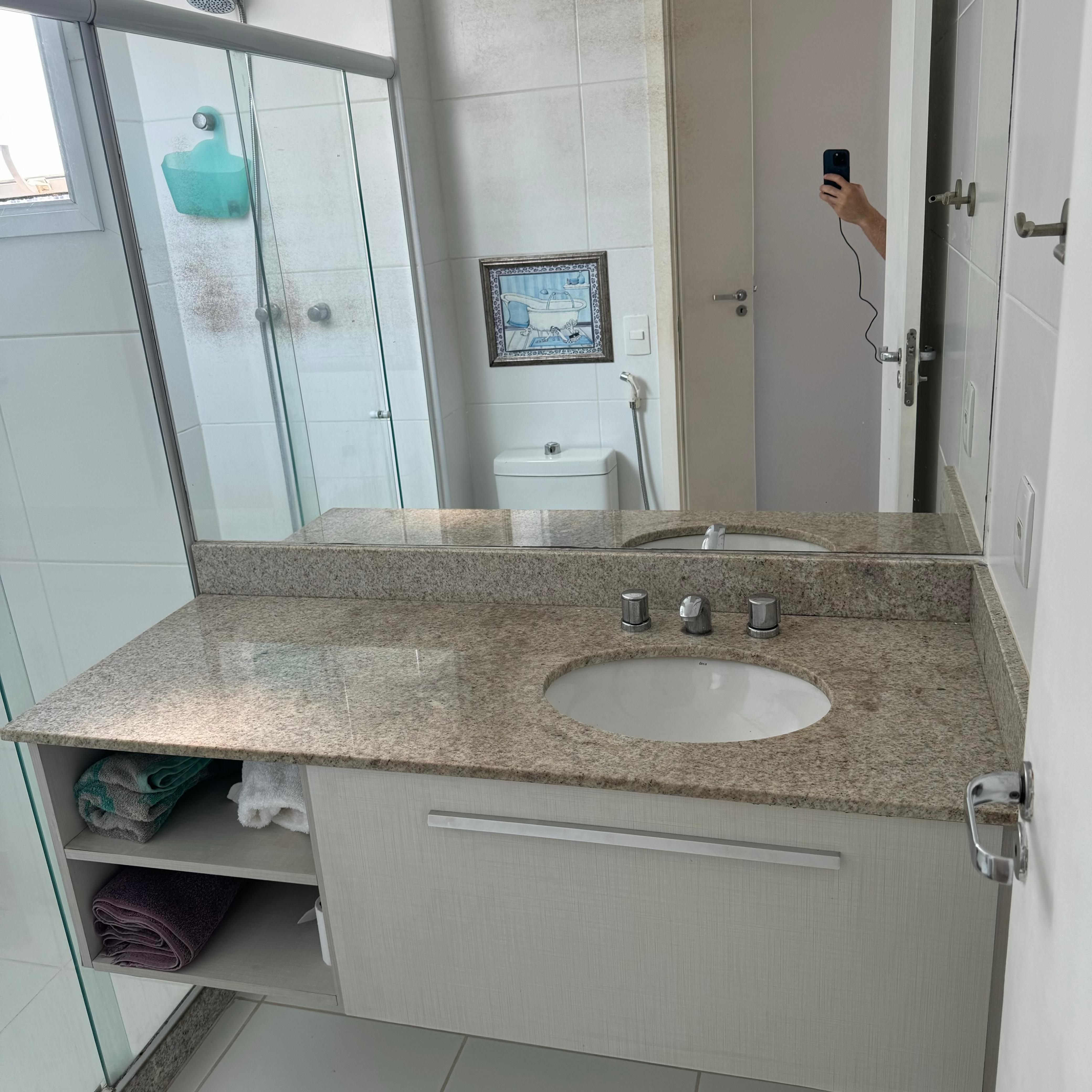 VENDO - APARTAMENTO - AVENIDA VICE PRESIDENTE JOSE ALENCAR JACAREGUÁ/RJ.