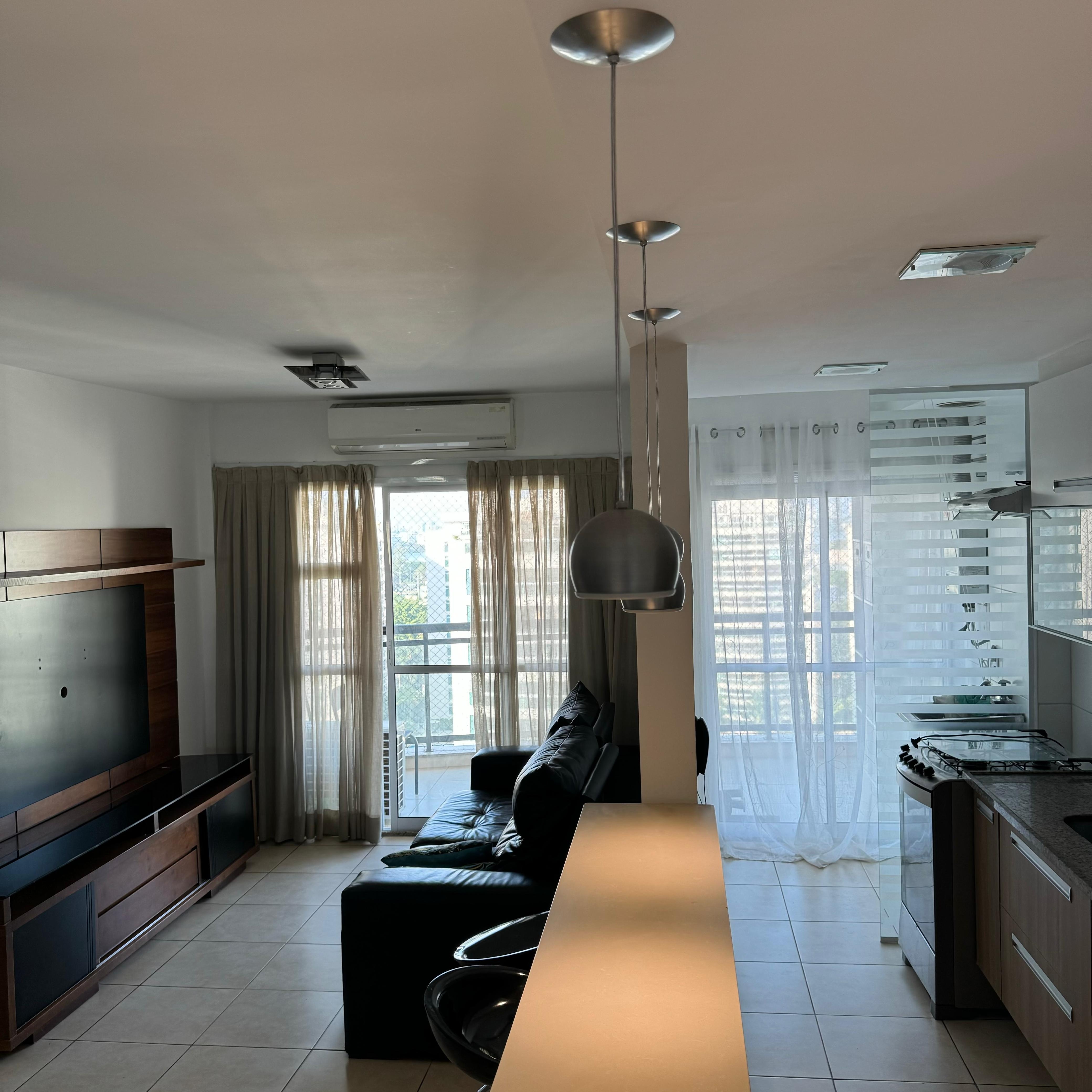VENDO - APARTAMENTO - AVENIDA VICE PRESIDENTE JOSE ALENCAR JACAREGUÁ/RJ.