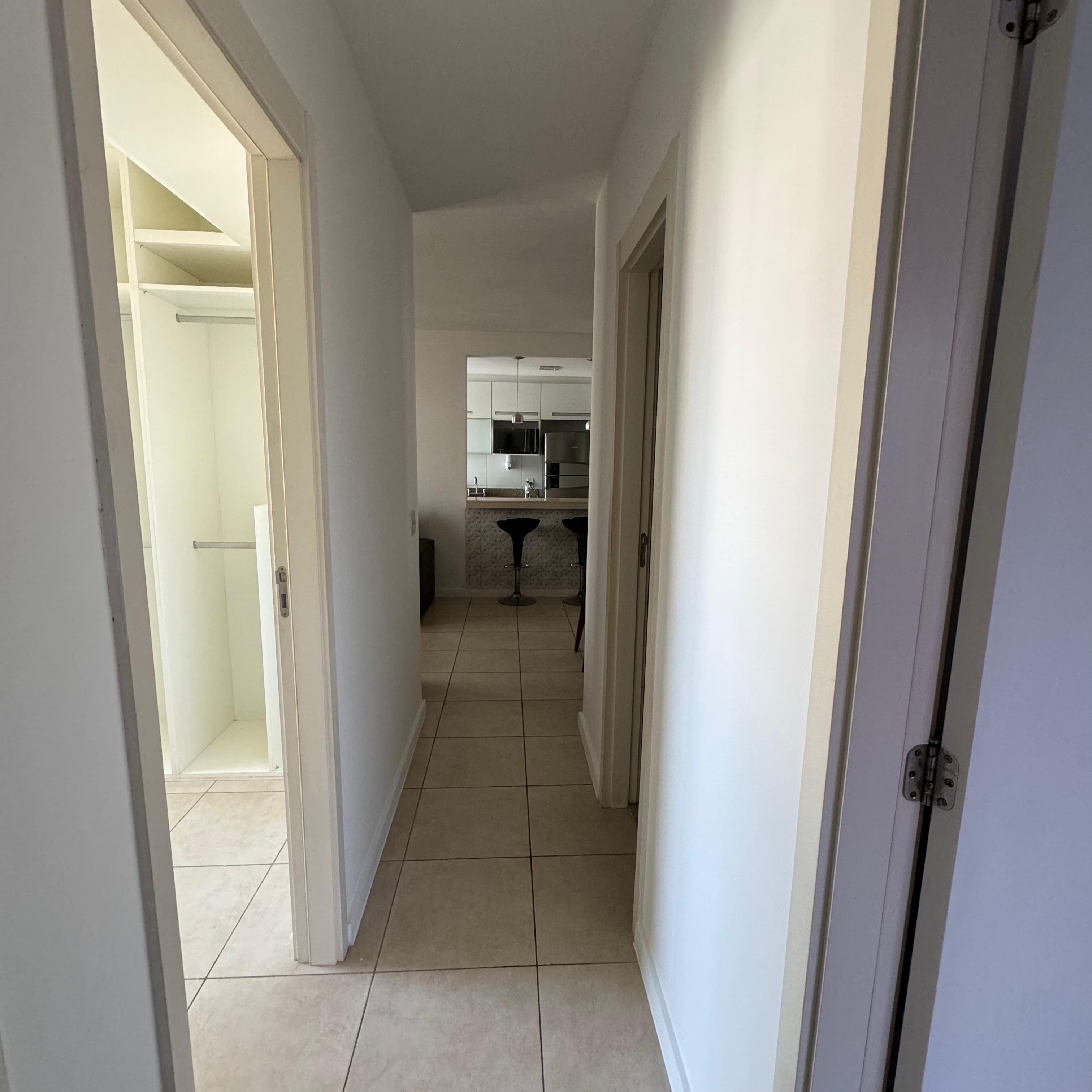 VENDO - APARTAMENTO - AVENIDA VICE PRESIDENTE JOSE ALENCAR JACAREGUÁ/RJ.