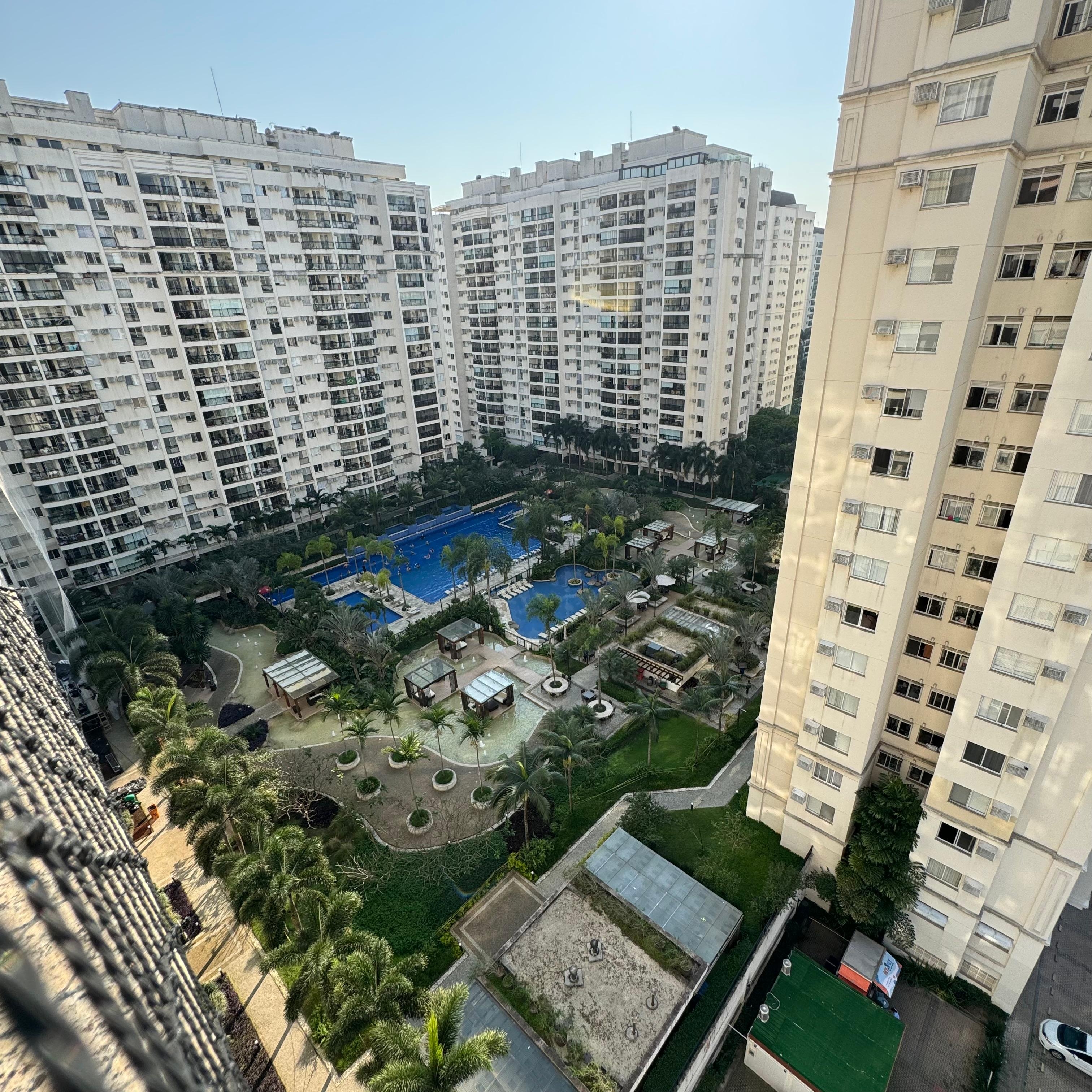 VENDO - APARTAMENTO - AVENIDA VICE PRESIDENTE JOSE ALENCAR JACAREGUÁ/RJ.