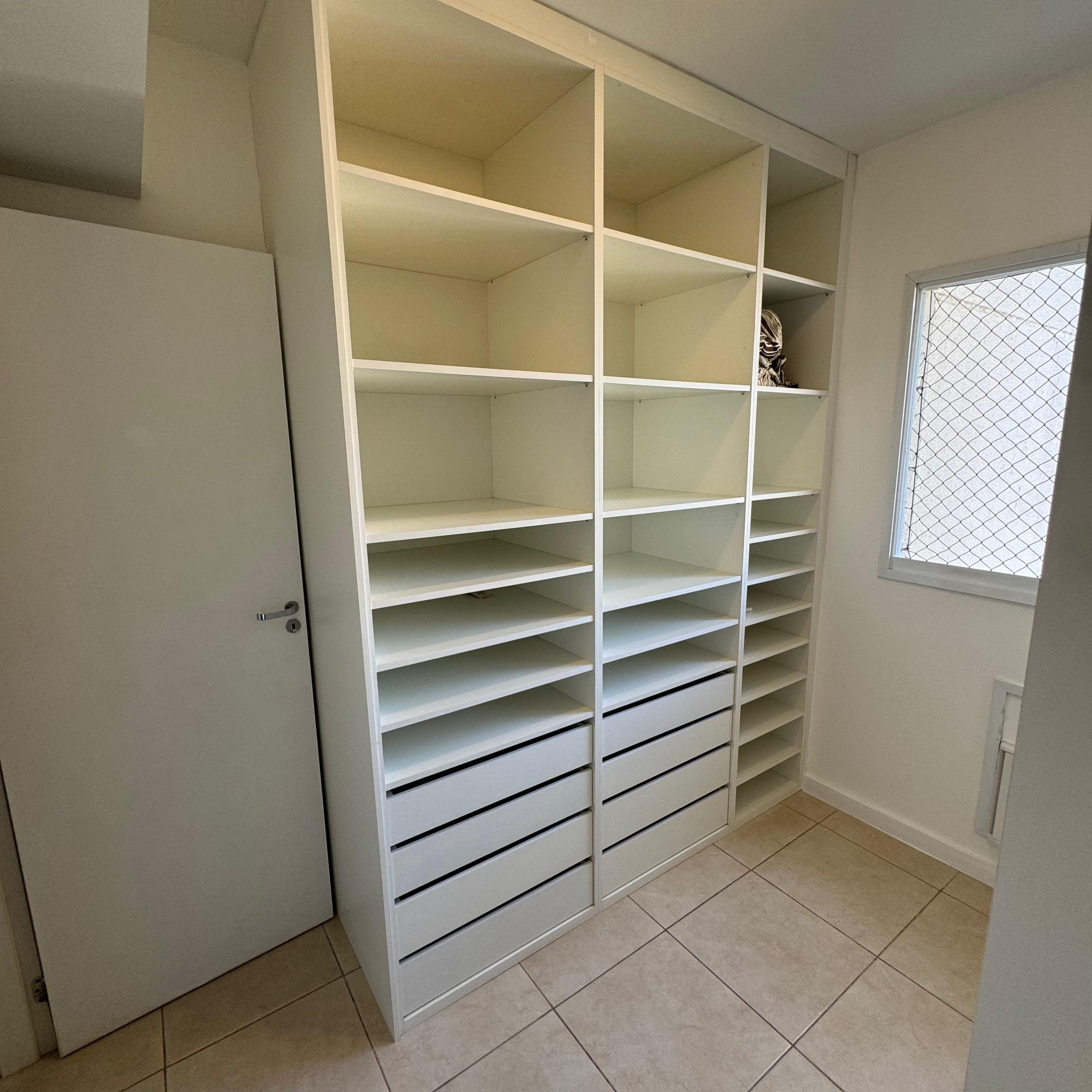 VENDO - APARTAMENTO - AVENIDA VICE PRESIDENTE JOSE ALENCAR JACAREGUÁ/RJ.