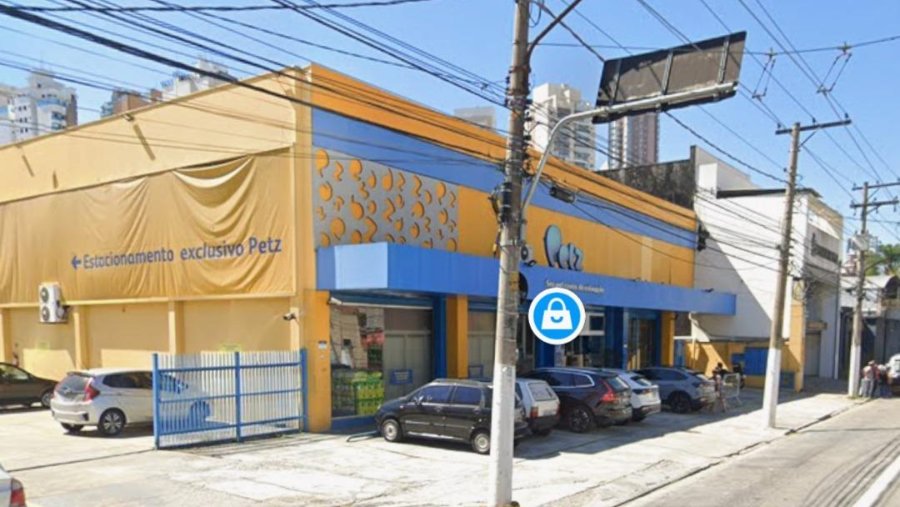 Amplo Imóvel Comercial no on em São Paulo Usado
