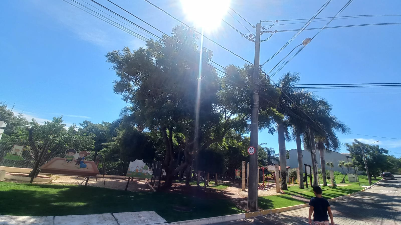 Casa Deslumbrante à Venda no Condomínio Parque do Varvito em Itu por $1.500.000,00