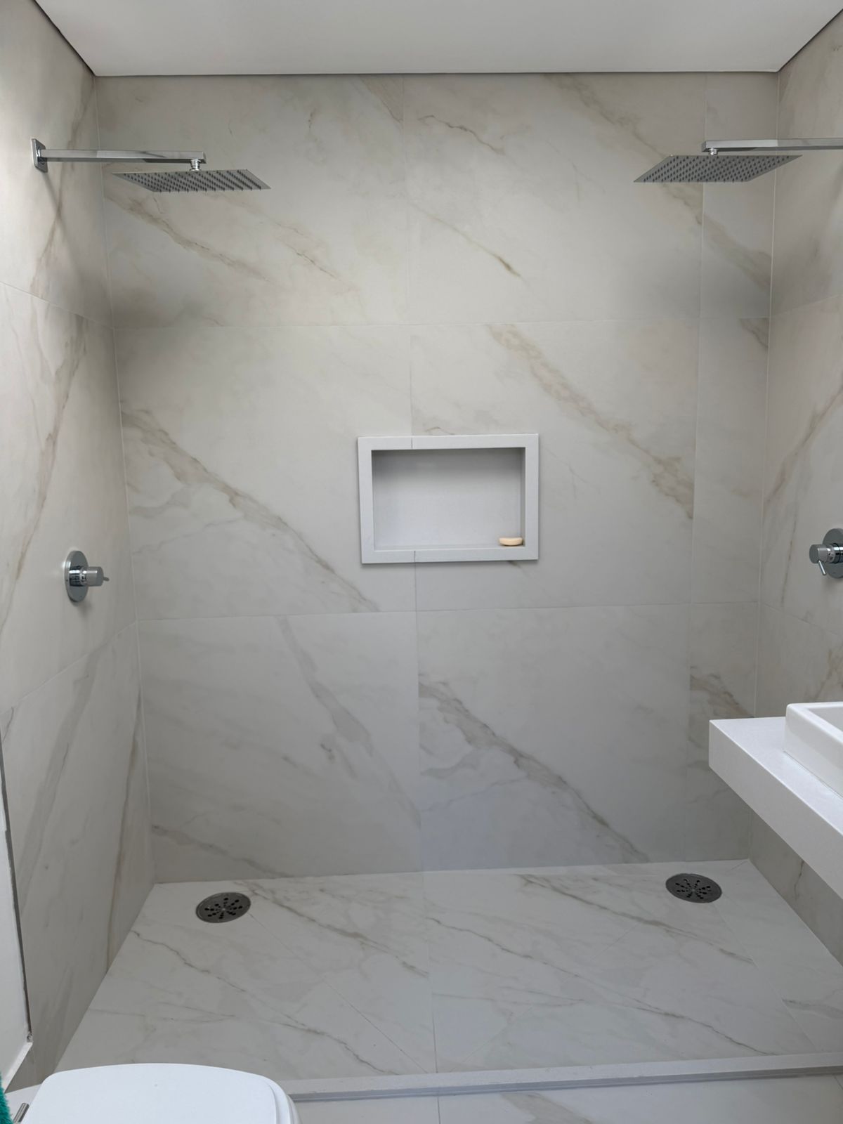 Casa em Condomínio com 6 Suítes na Riviera, Bertioga - SP 