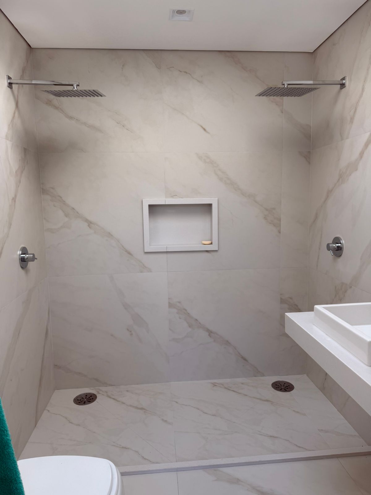 Casa em Condomínio com 6 Suítes na Riviera, Bertioga - SP 