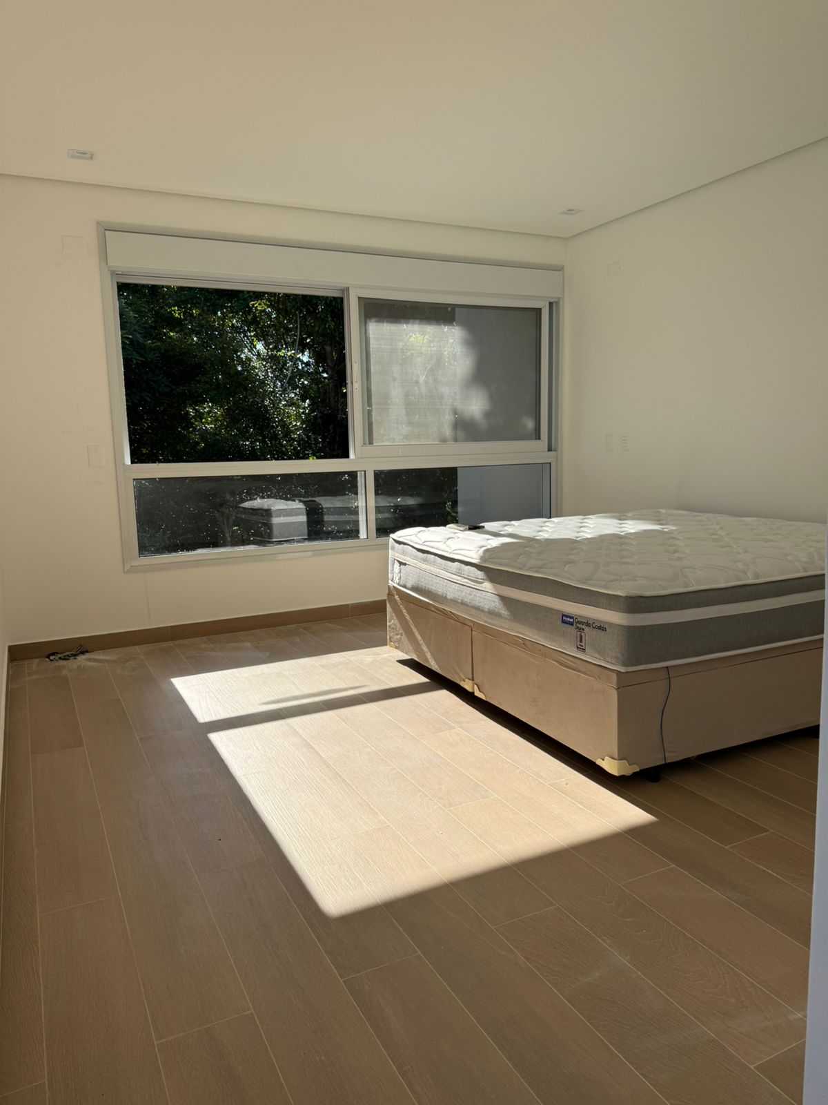 Casa em Condomínio com 6 Suítes na Riviera, Bertioga - SP 