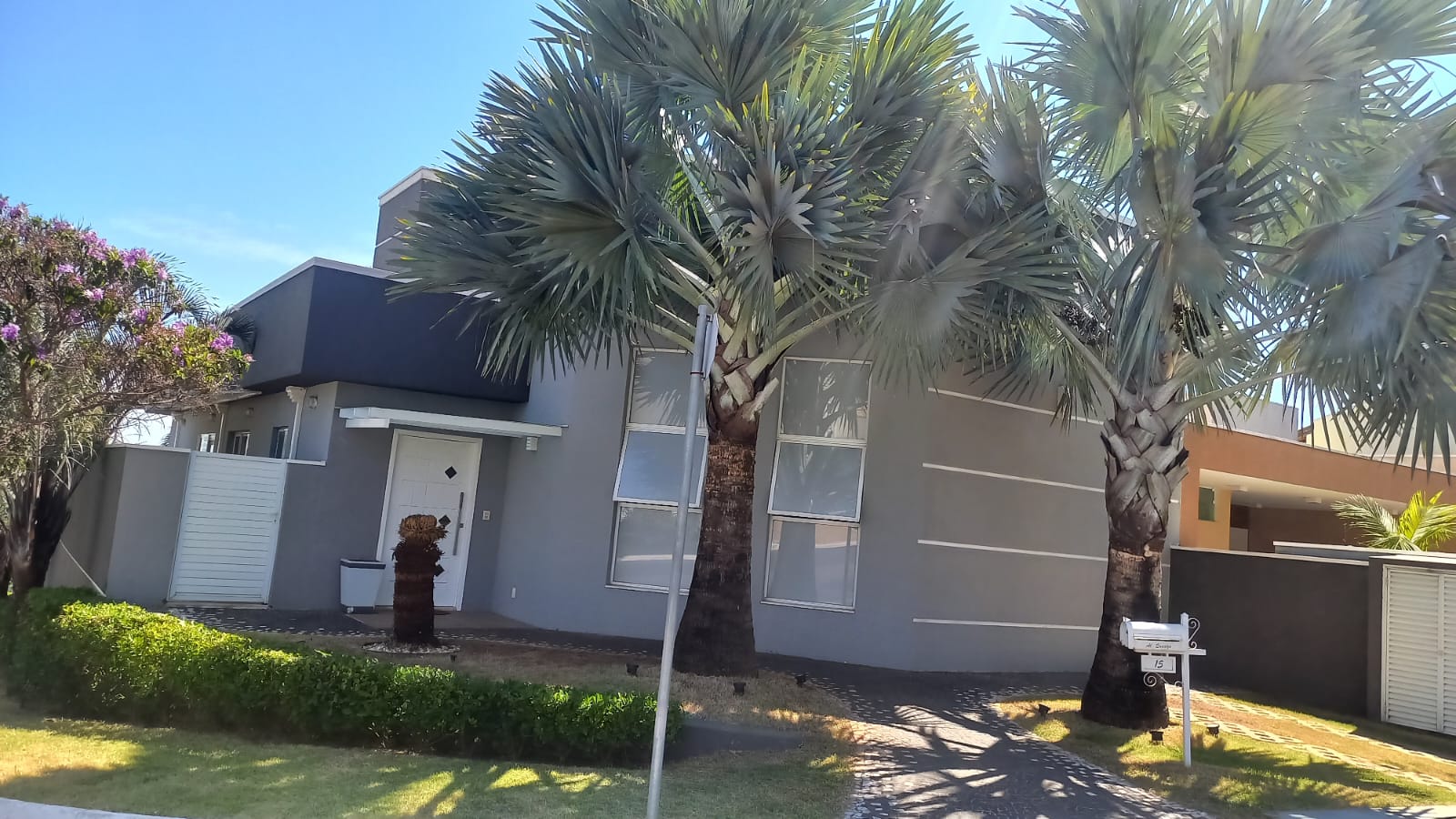 Casa Deslumbrante à Venda no Condomínio Parque do Varvito em Itu por $1.500.000,00