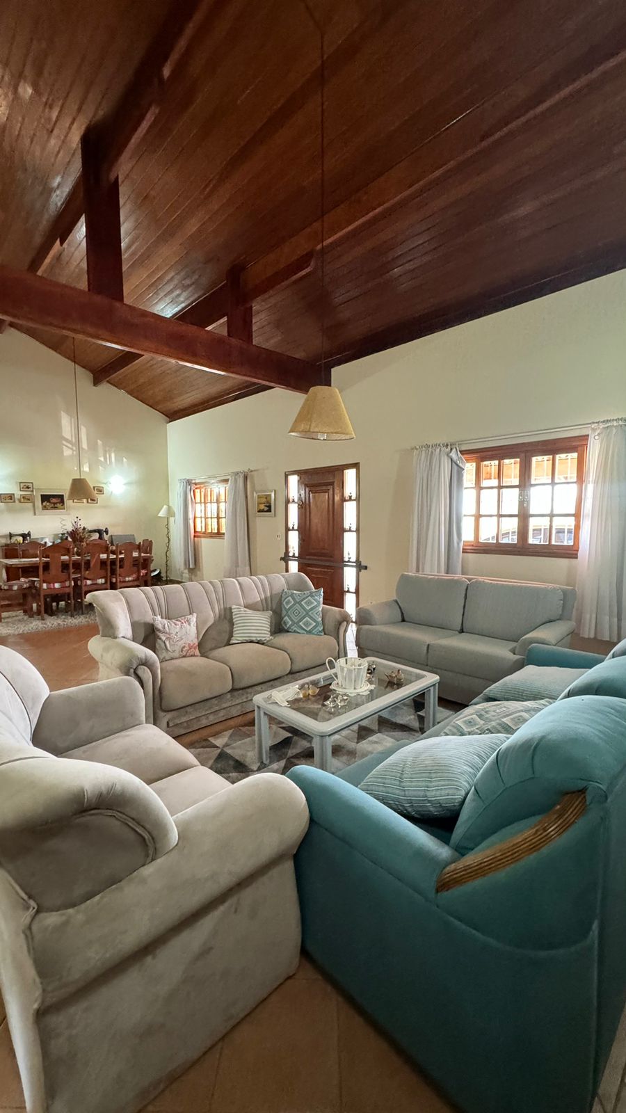 "Chácara dos Sonhos em Porto Feliz: Conforto, Luxo e Natureza Esperam por Você!"