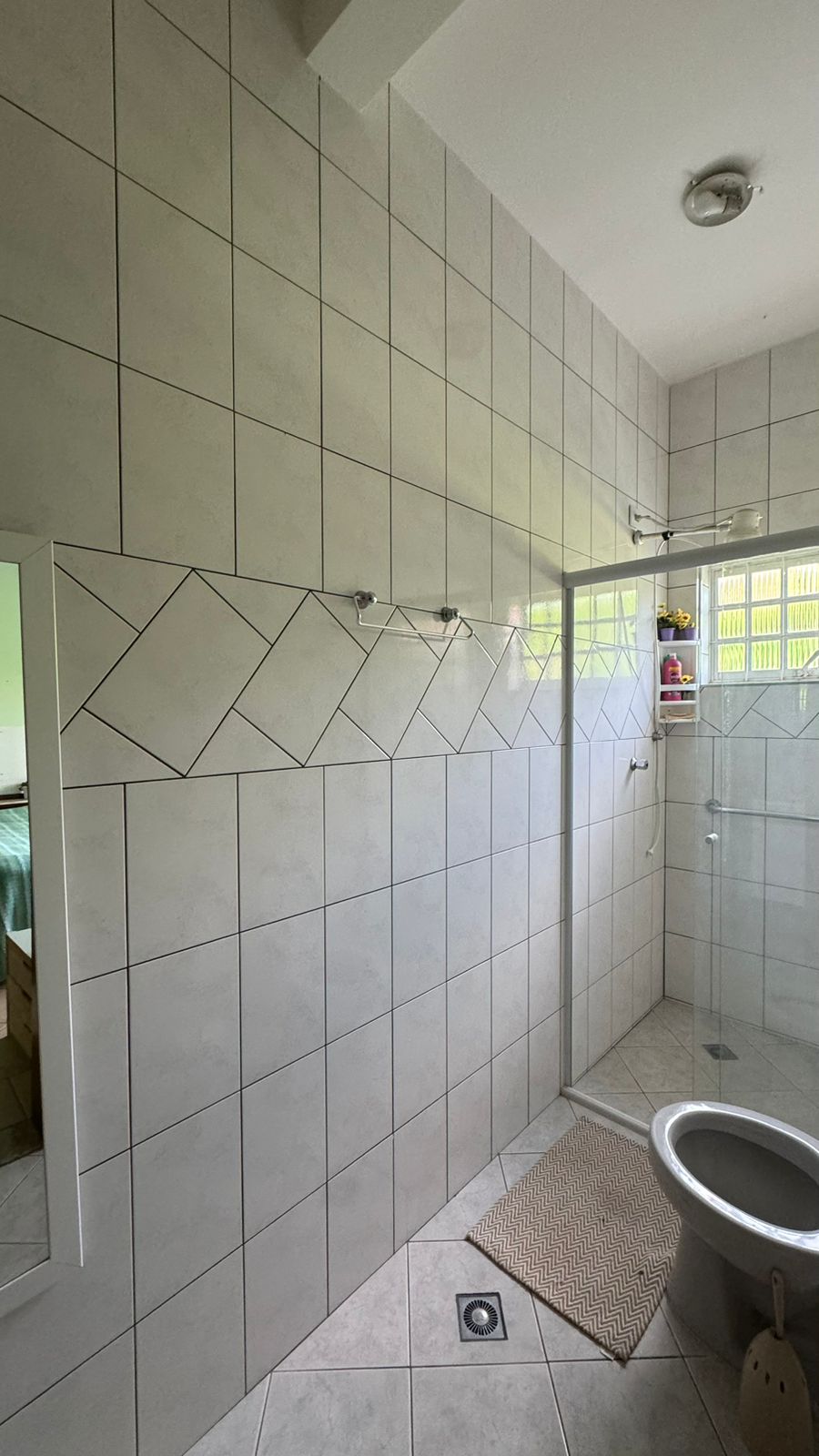 "Chácara dos Sonhos em Porto Feliz: Conforto, Luxo e Natureza Esperam por Você!"