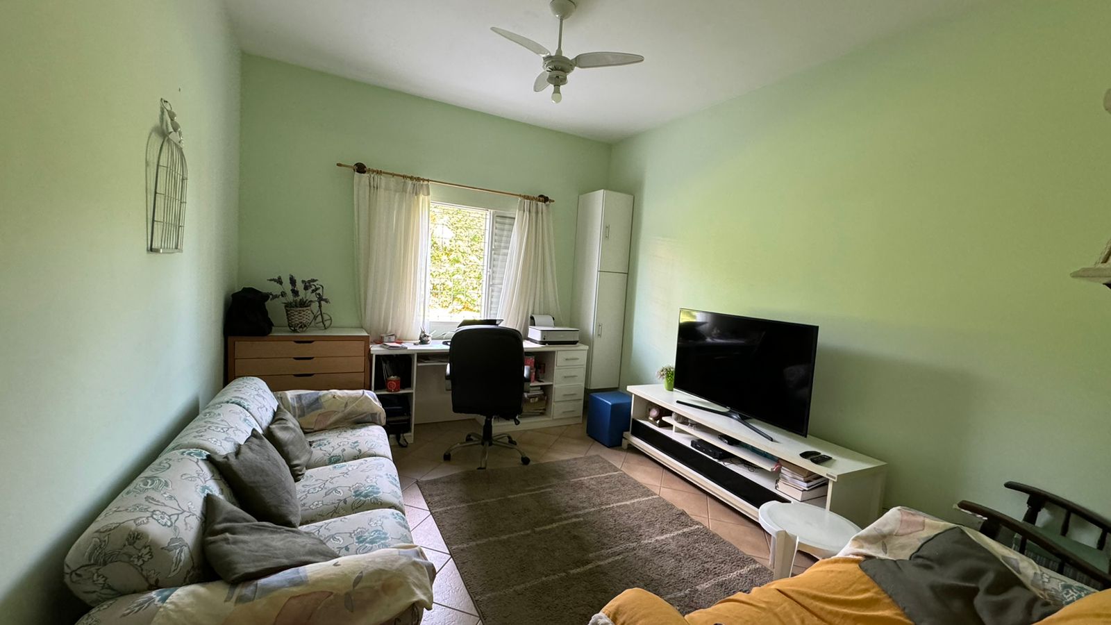 "Chácara dos Sonhos em Porto Feliz: Conforto, Luxo e Natureza Esperam por Você!"