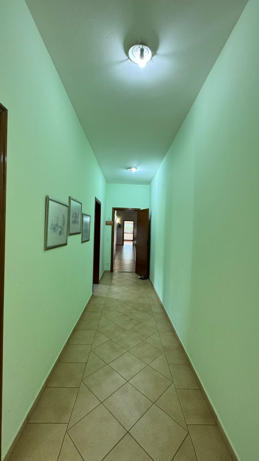 "Chácara dos Sonhos em Porto Feliz: Conforto, Luxo e Natureza Esperam por Você!"