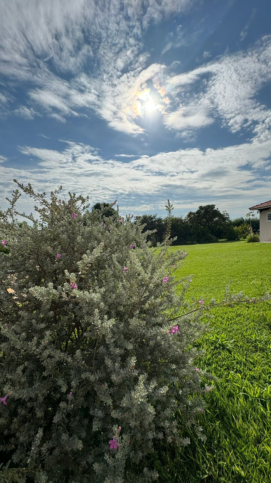 "Chácara dos Sonhos em Porto Feliz: Conforto, Luxo e Natureza Esperam por Você!"