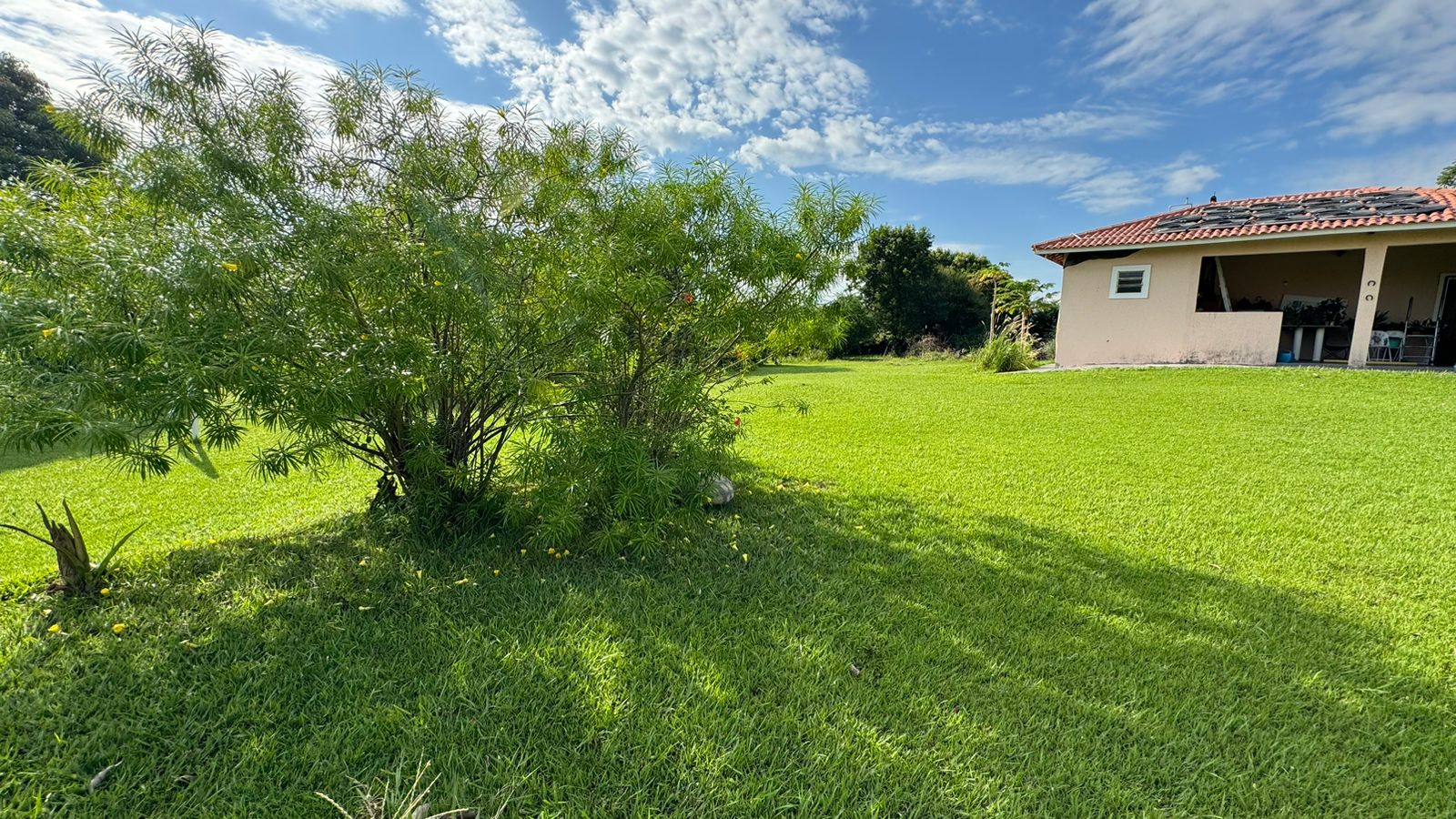 "Chácara dos Sonhos em Porto Feliz: Conforto, Luxo e Natureza Esperam por Você!"