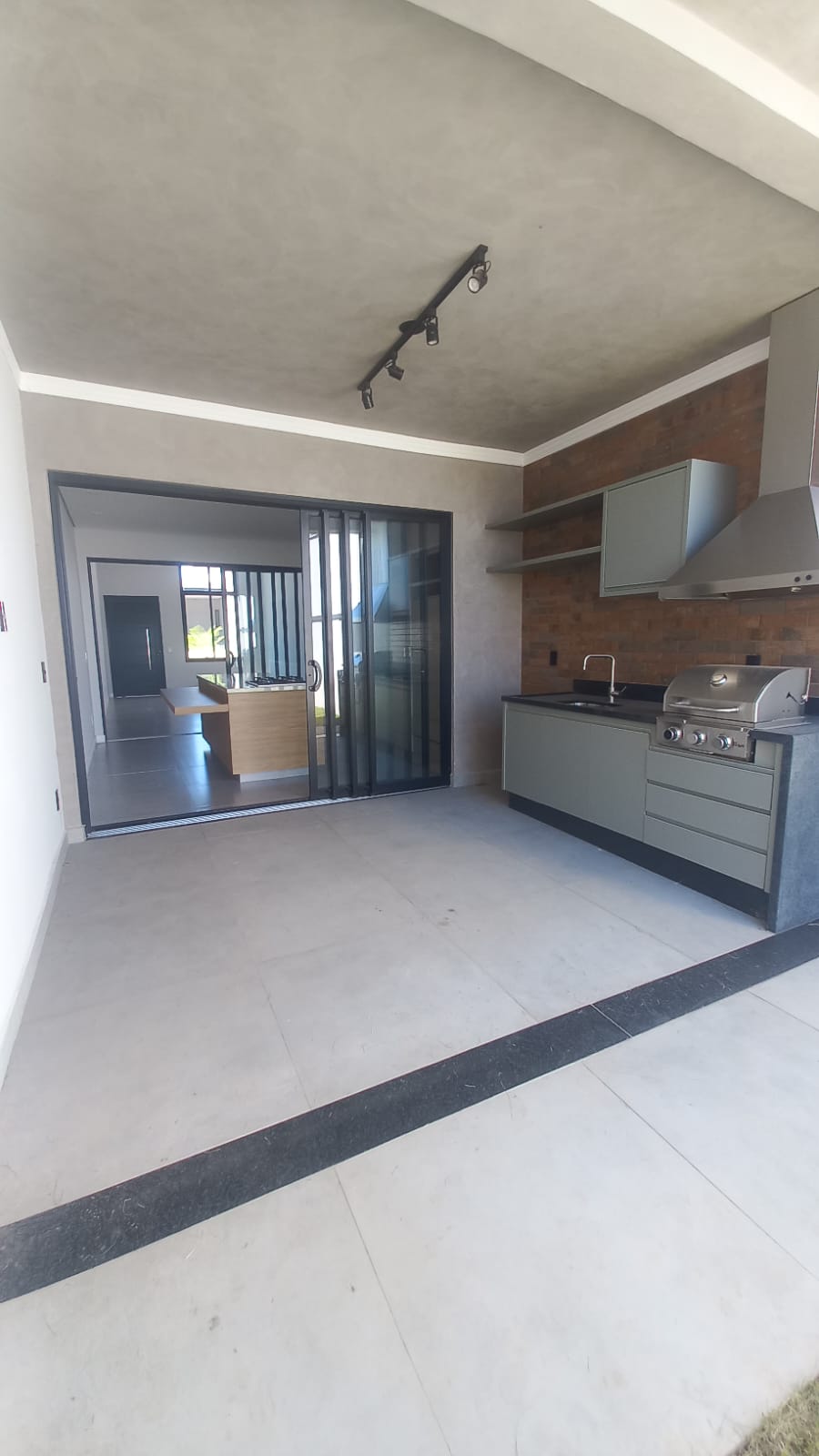 Casa com 3 dormitórios á  venda, 161m² por R$ 1.120.000,00- Condomínio Residencial Mont Blanc- Itu/SP