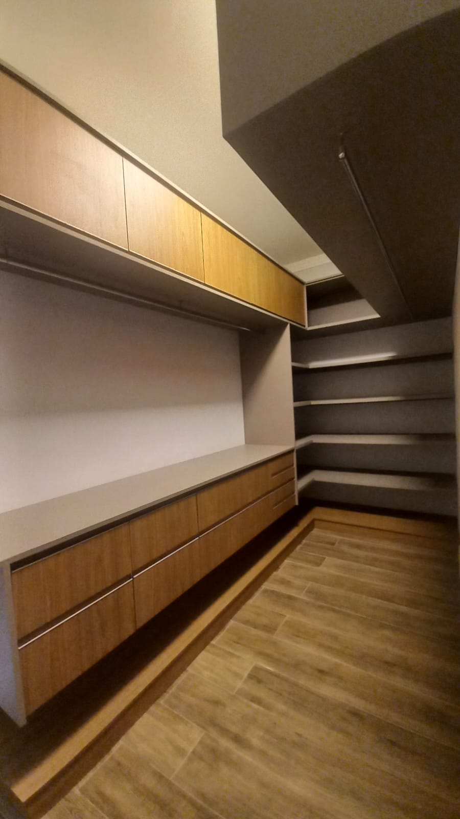 Casa com 3 dormitórios á  venda, 161m² por R$ 1.120.000,00- Condomínio Residencial Mont Blanc- Itu/SP