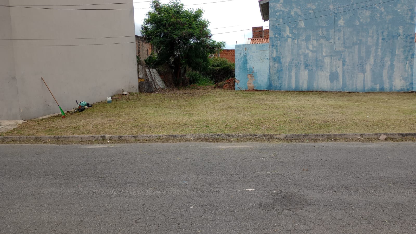 Oportunidade Imperdível no Bairro Bom Viver – Apenas R$ 220.000! Ideal para quem busca qualidade de vida e um excelente investimento!