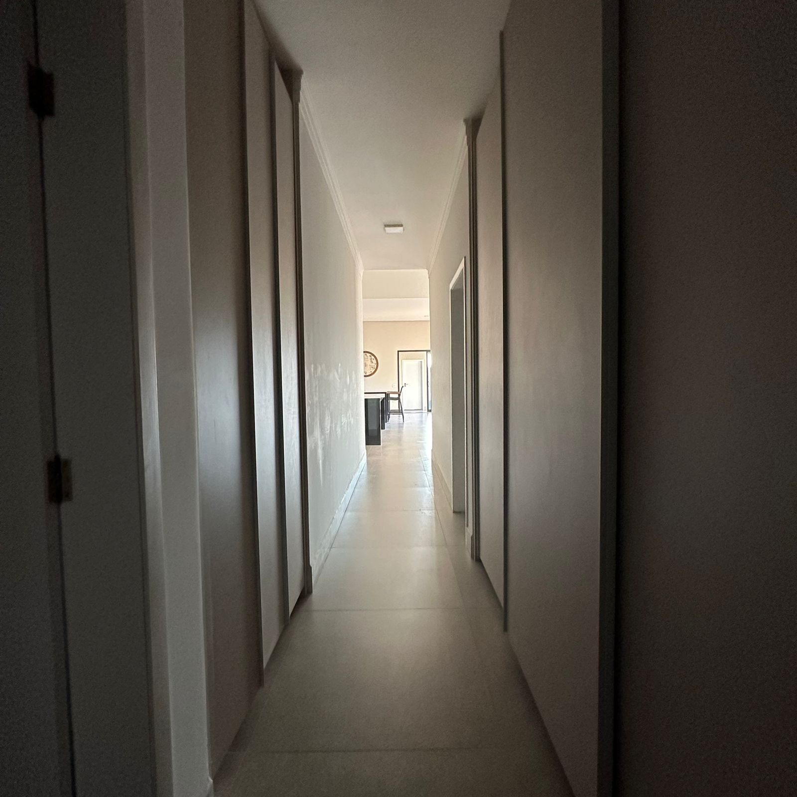 Luxuosa Casa à Venda no Condomínio Xapada – R$ 2.800.000,00