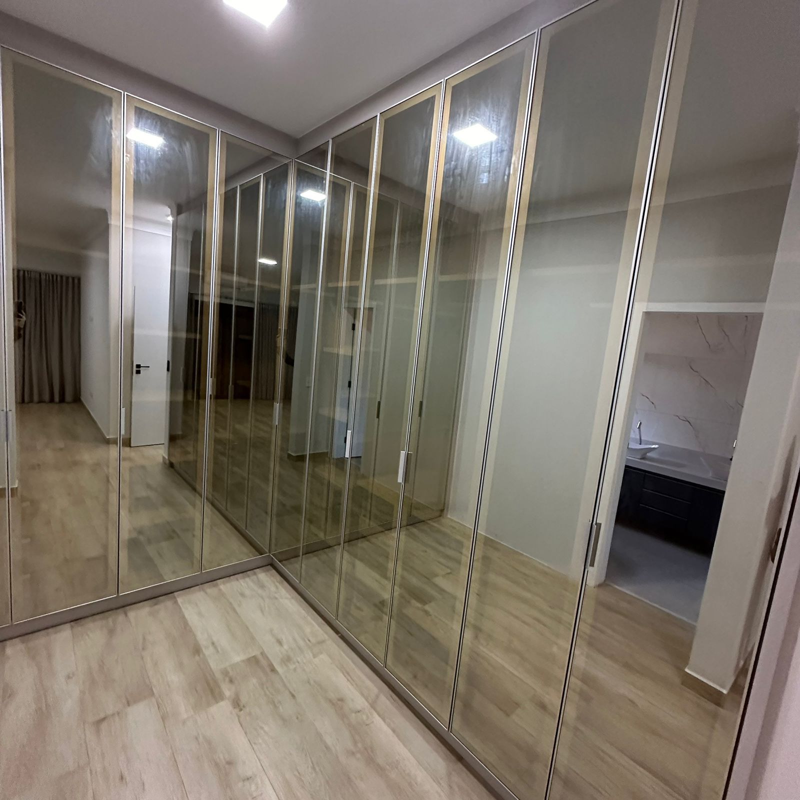 Luxuosa Casa à Venda no Condomínio Xapada – R$ 2.800.000,00