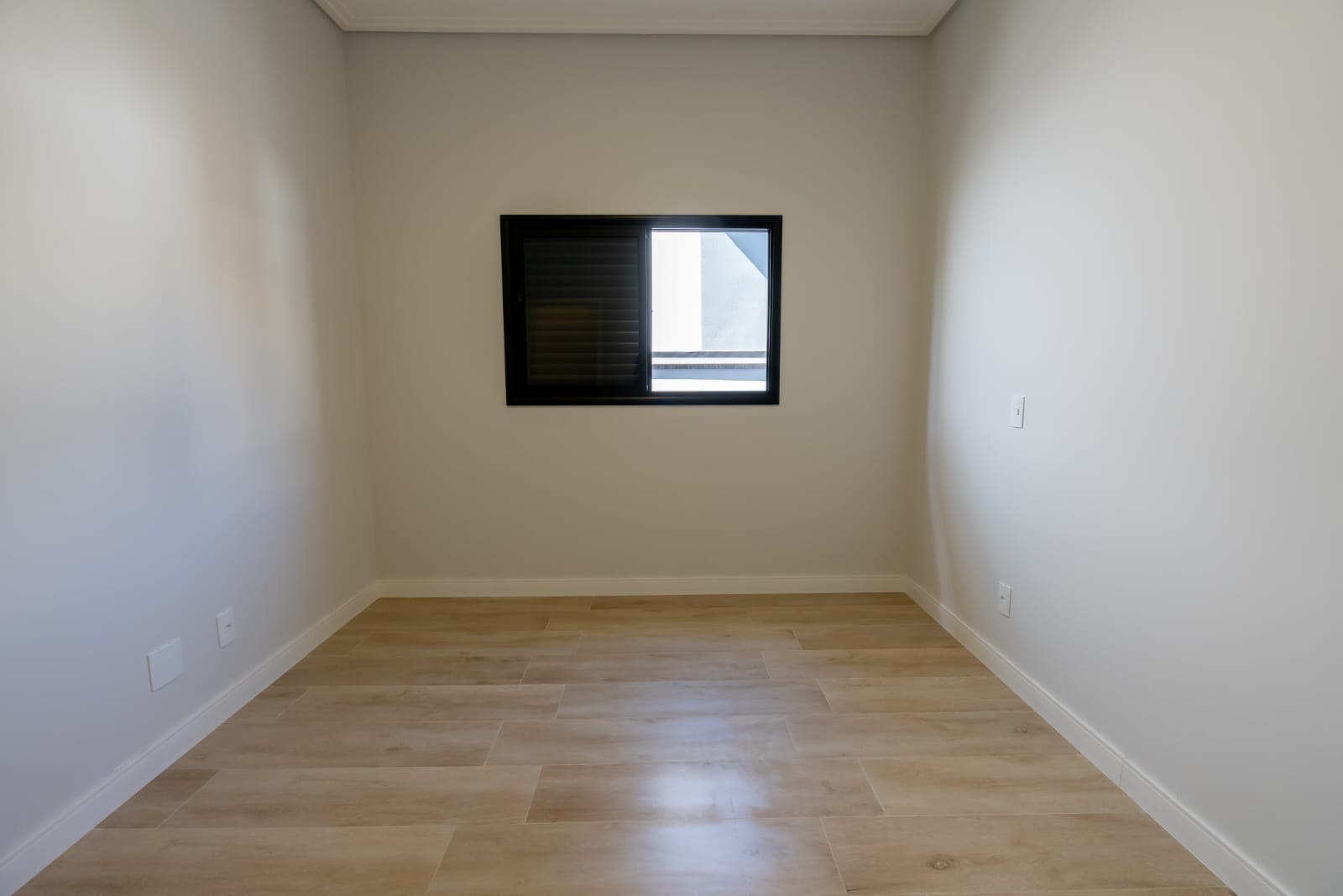 Casa Térrea à Venda no Condomínio Portal dos Bandeirantes - Salto!