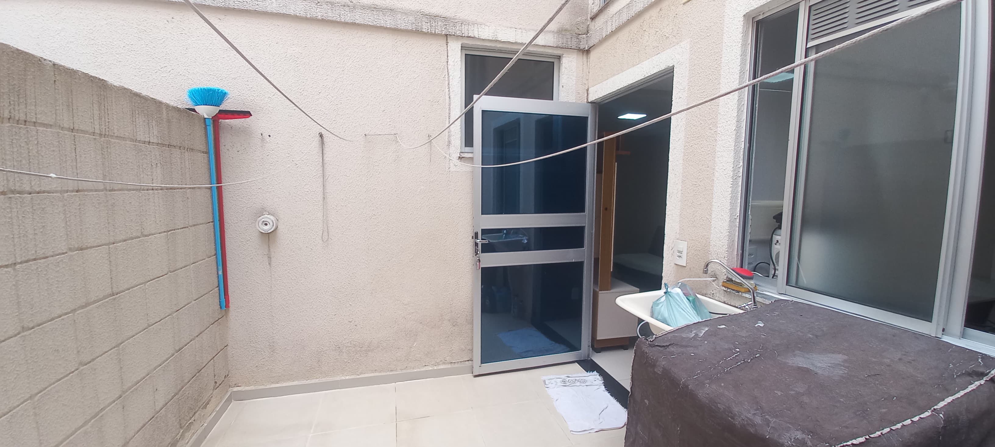  apartamento com quintal no Condomínio Ilha dos Corais, em Itu/SP.