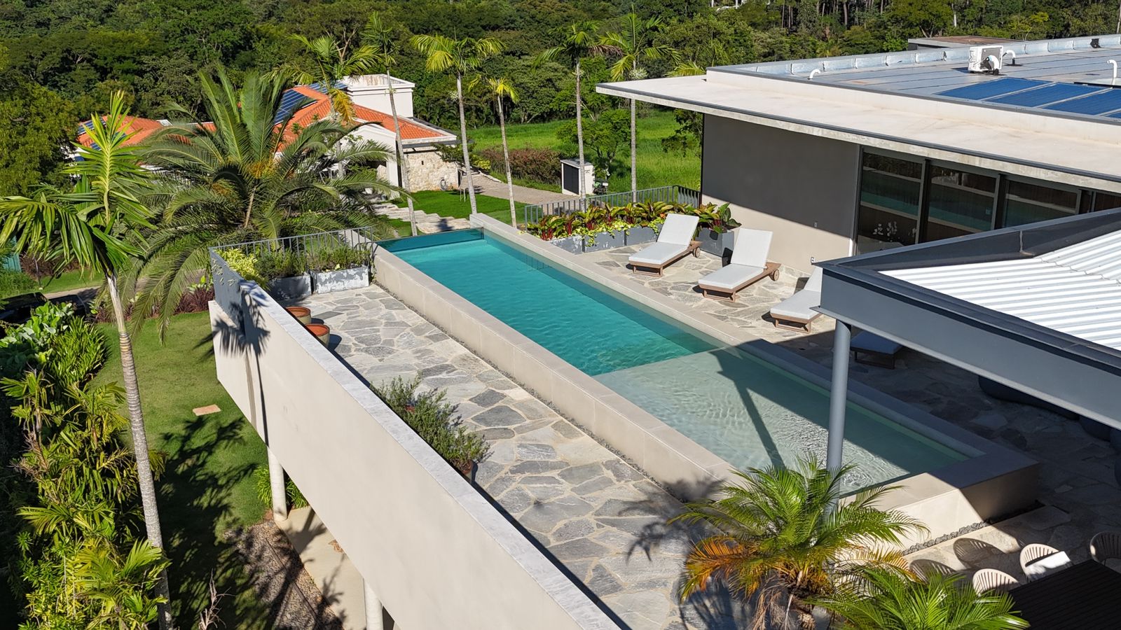 Casa de Alto Padrão à Venda no Terras de São José II – 6 Suítes, Projeto Assinado e 2.300m² de Terreno