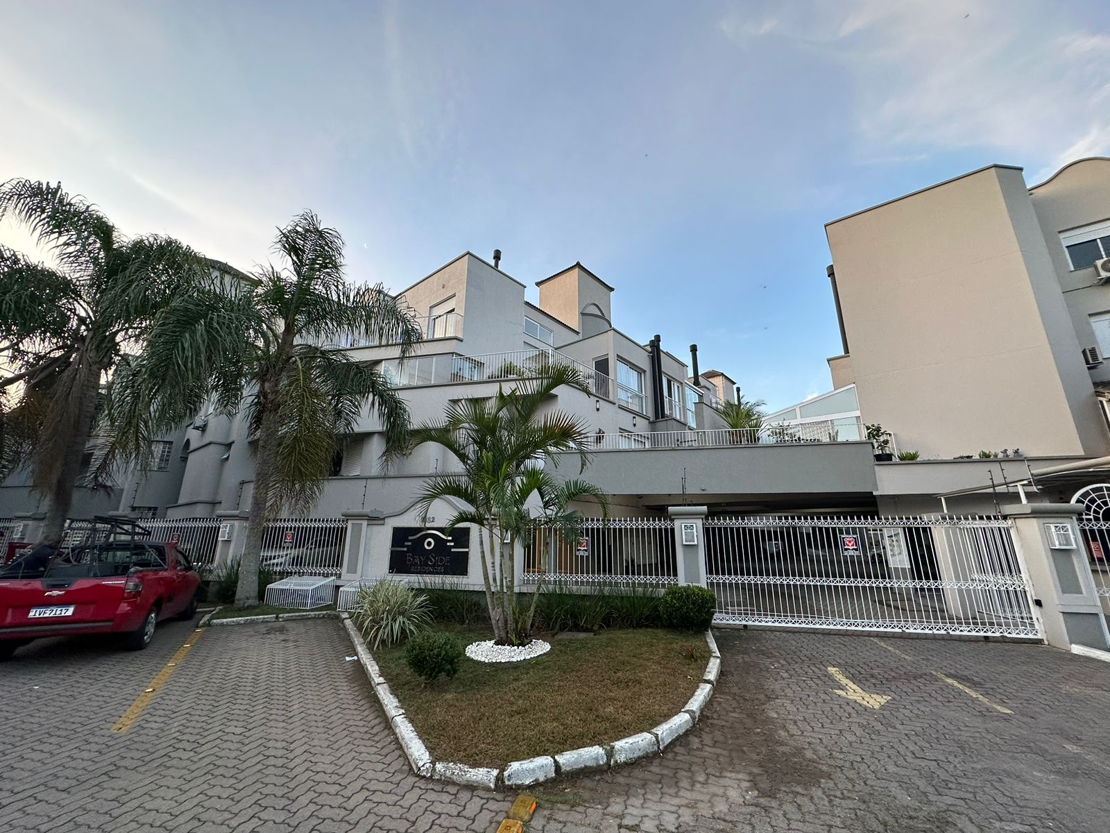 APTO RESID 3 DORM COM SUITE