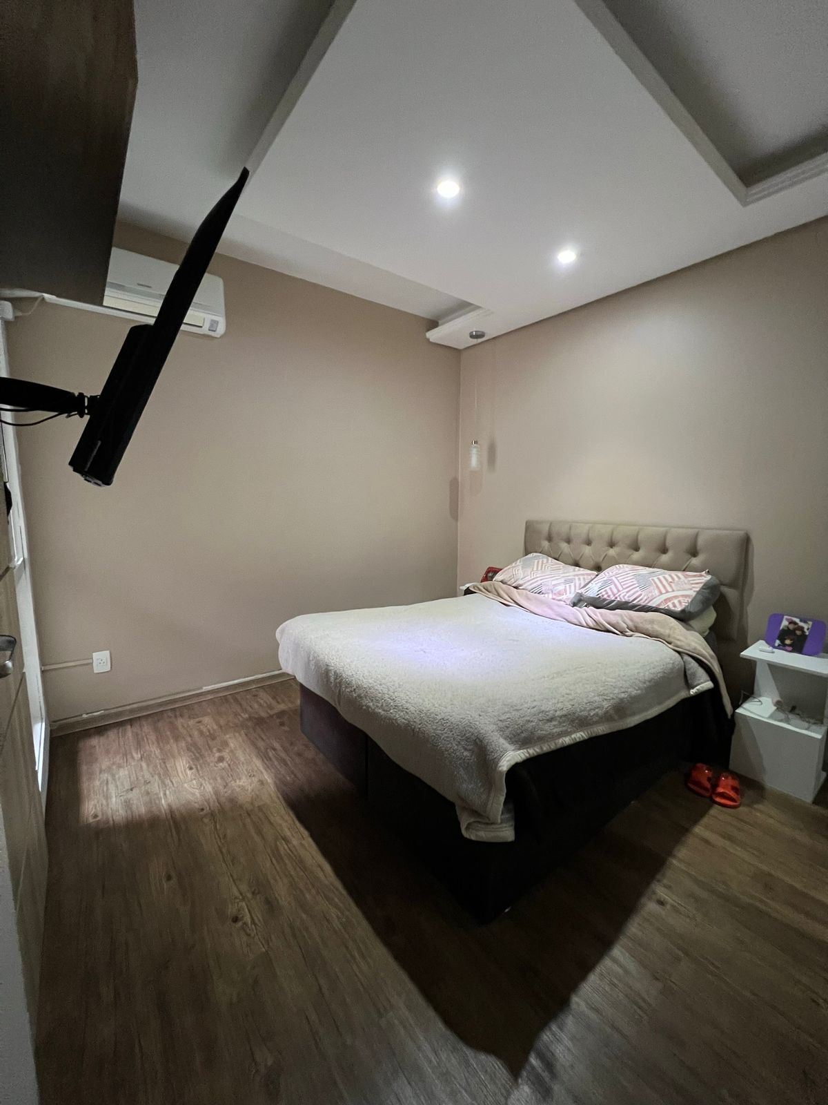 APTO RESID 3 DORM COM SUITE