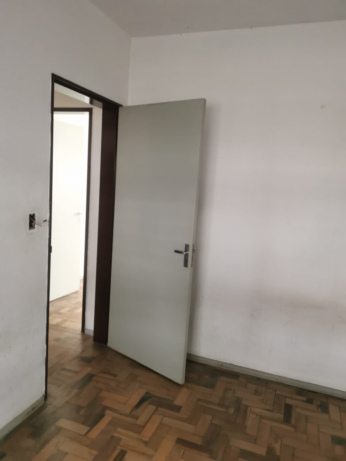 APTO 2 DORM TERREO